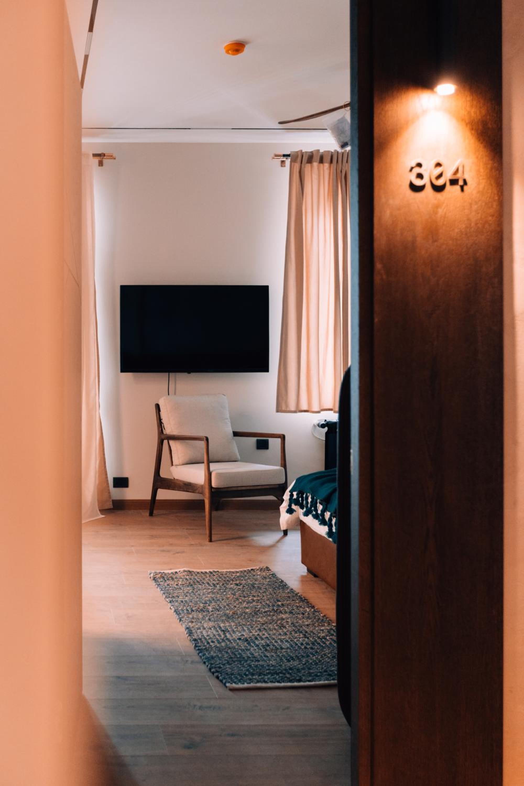 King Room with Balcony photo 3