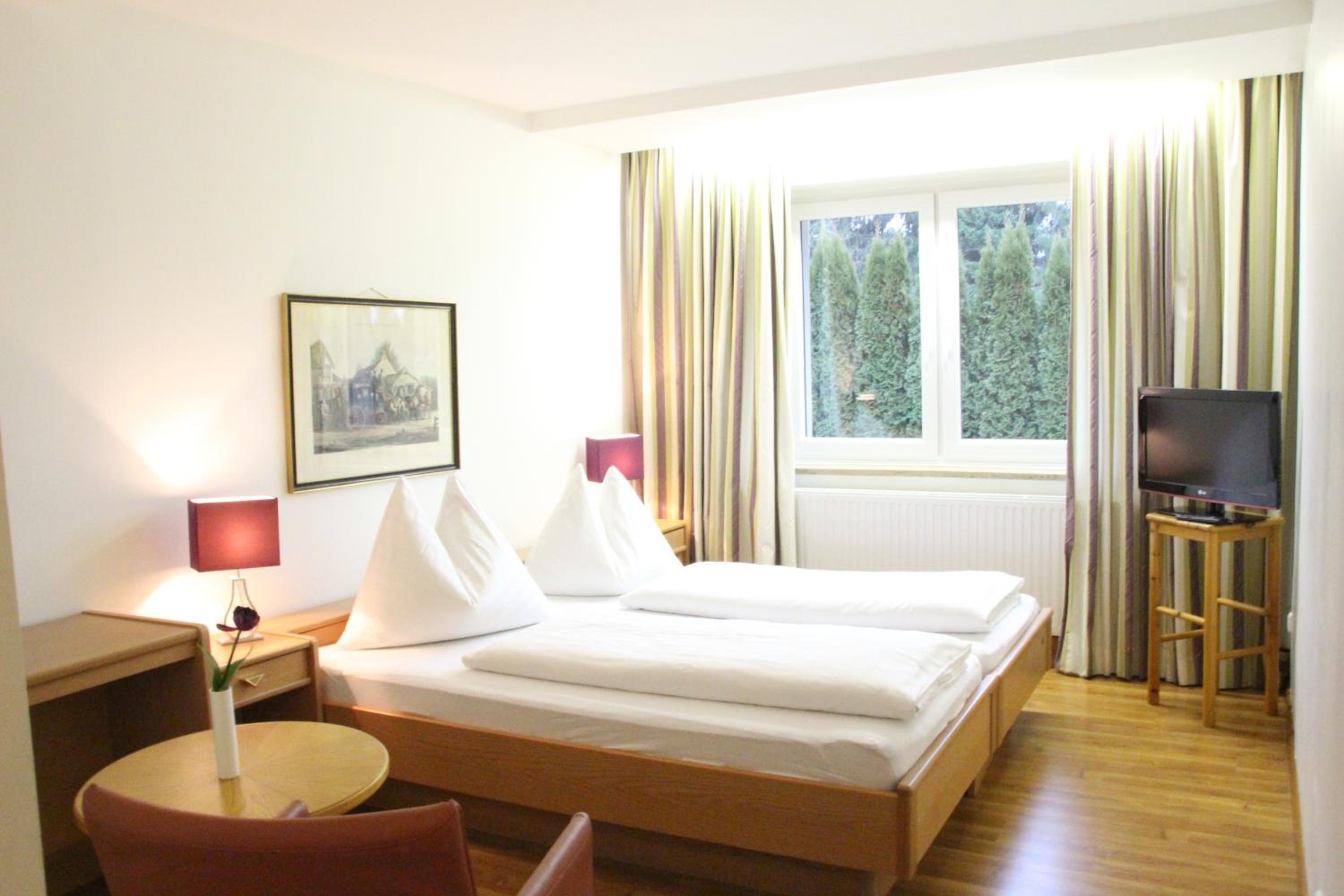 Business Single Room