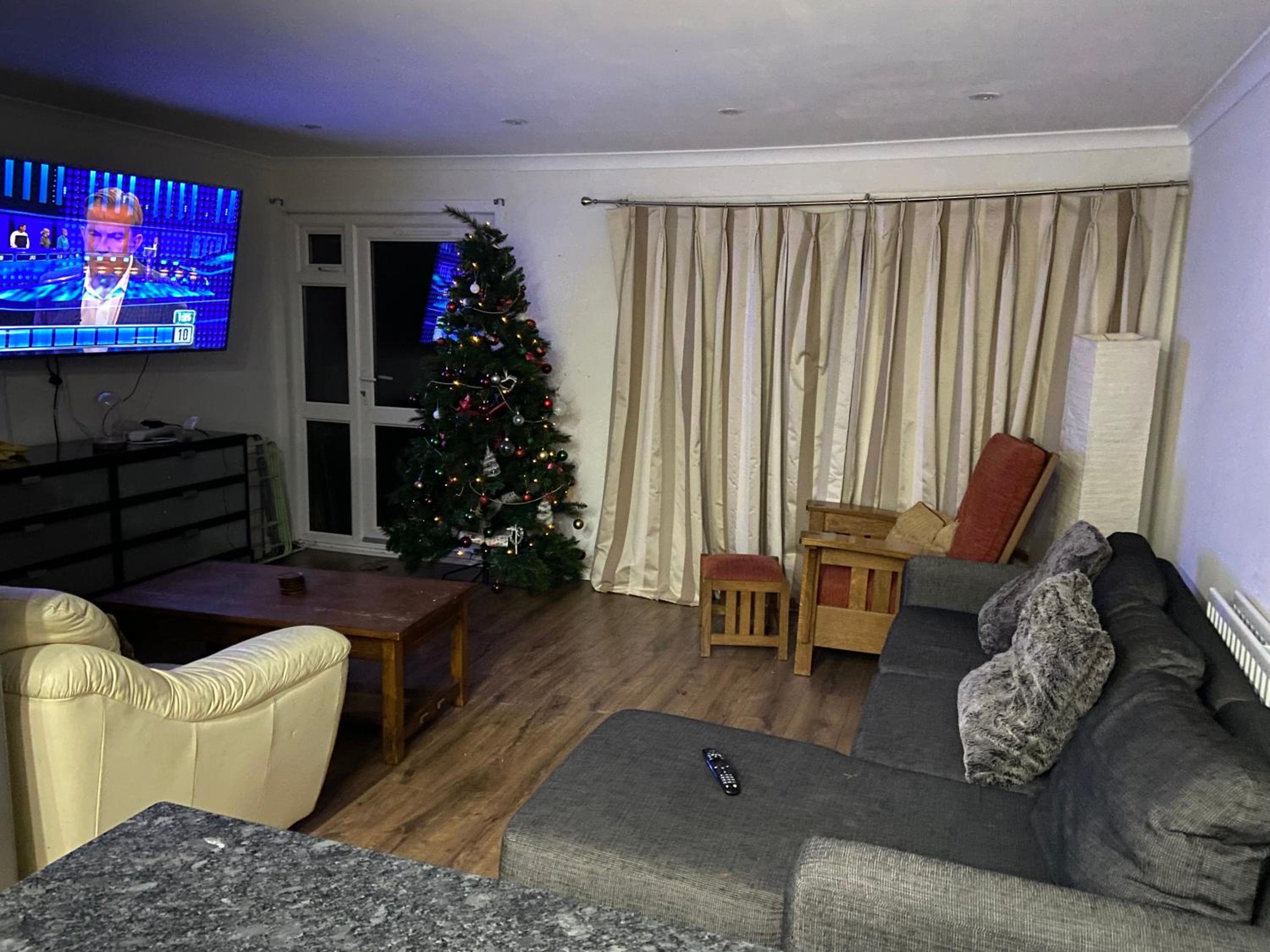 Apartment photo 1