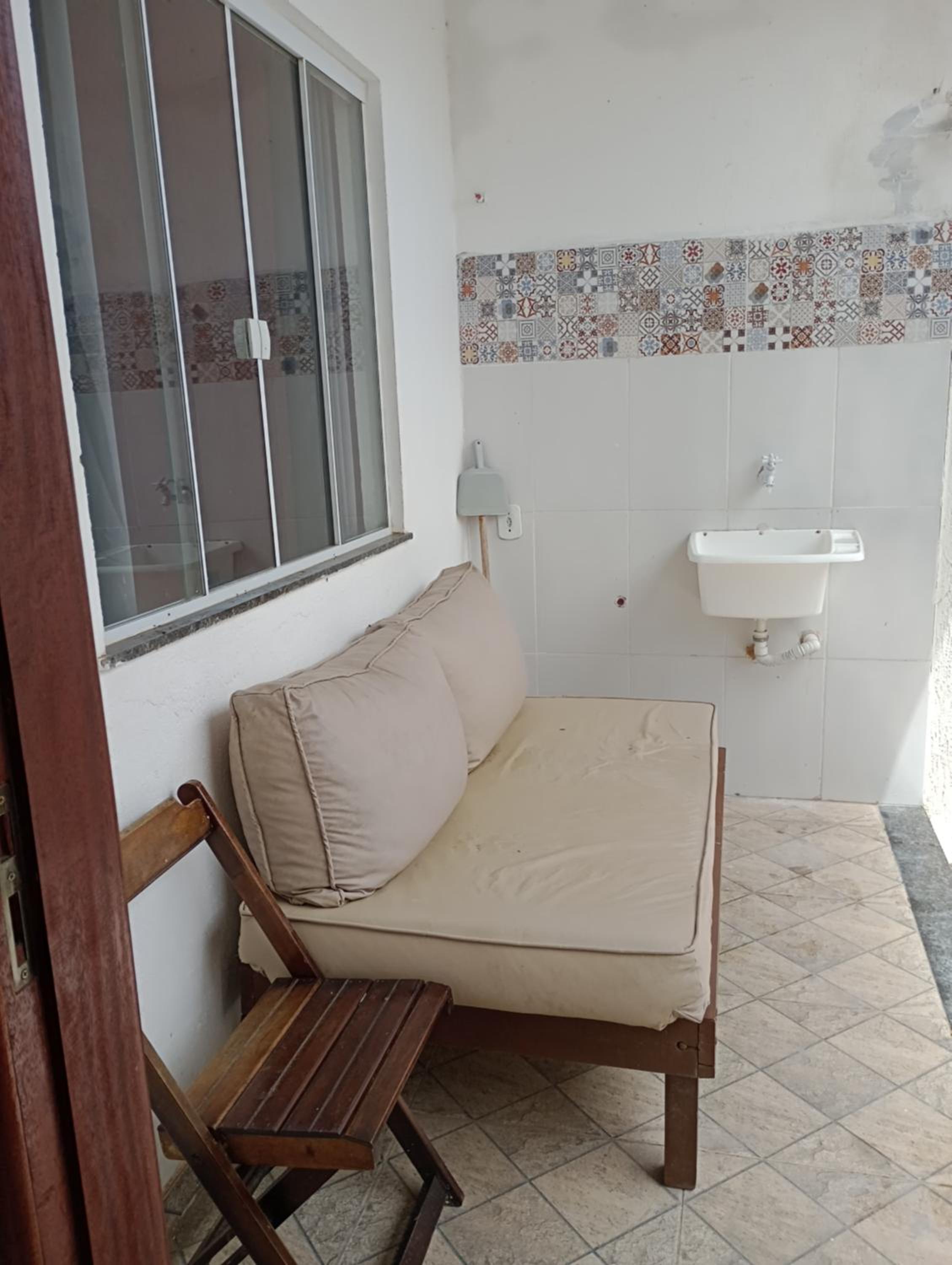 One-Bedroom House - Photo 11
