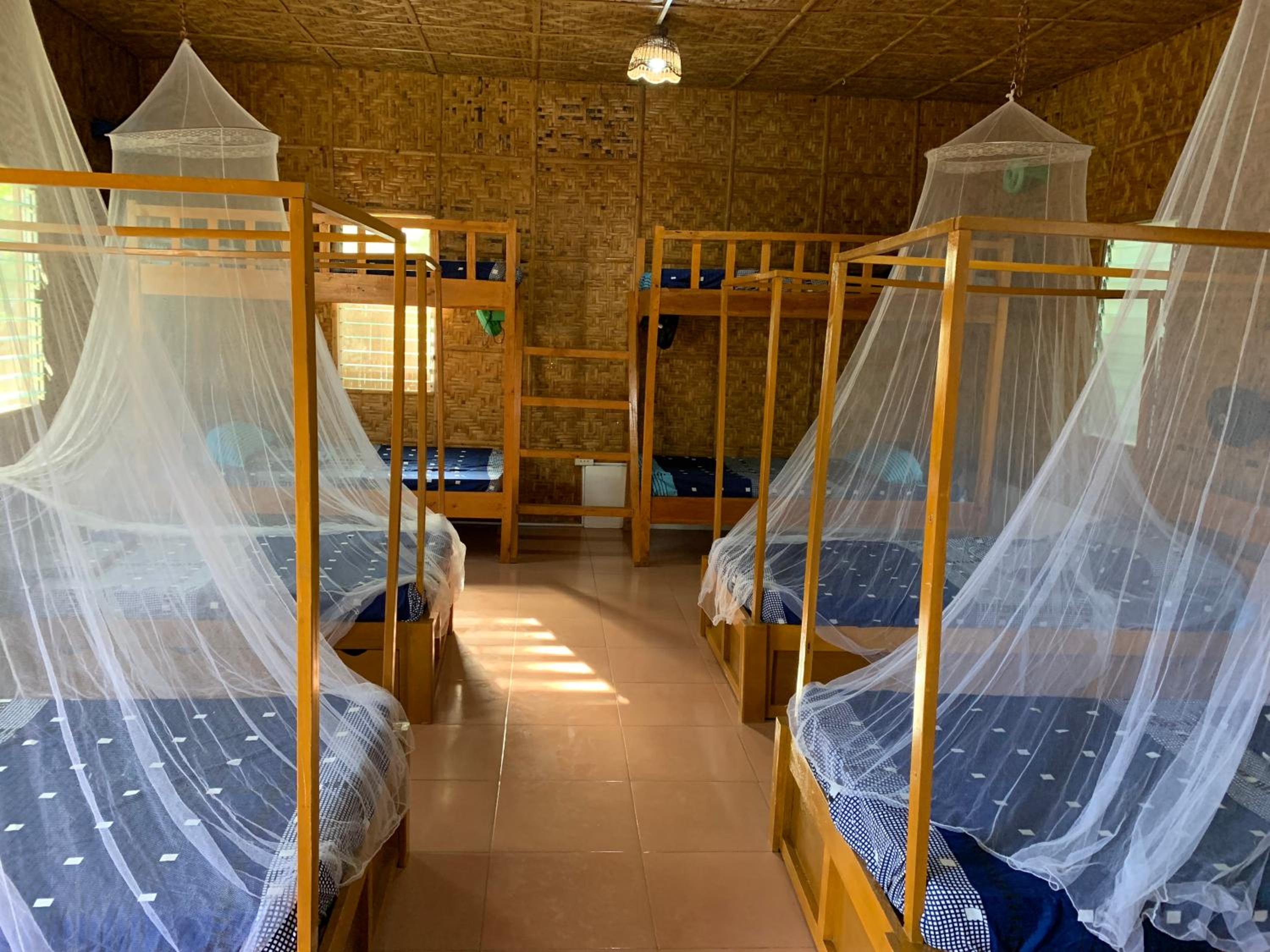 Bed in 8-Bed Mixed Dormitory Room