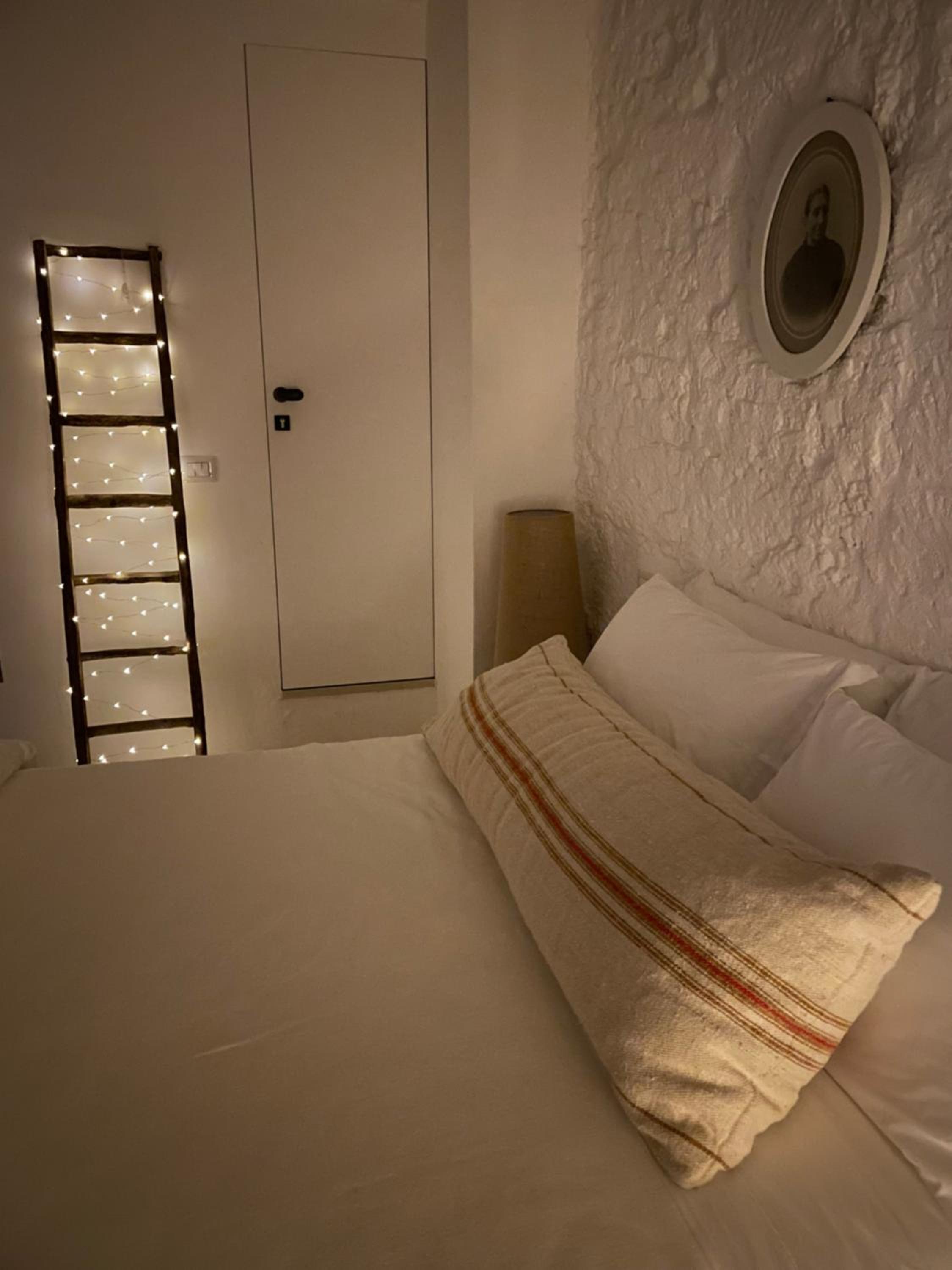 Deluxe Double Room - Photo 40