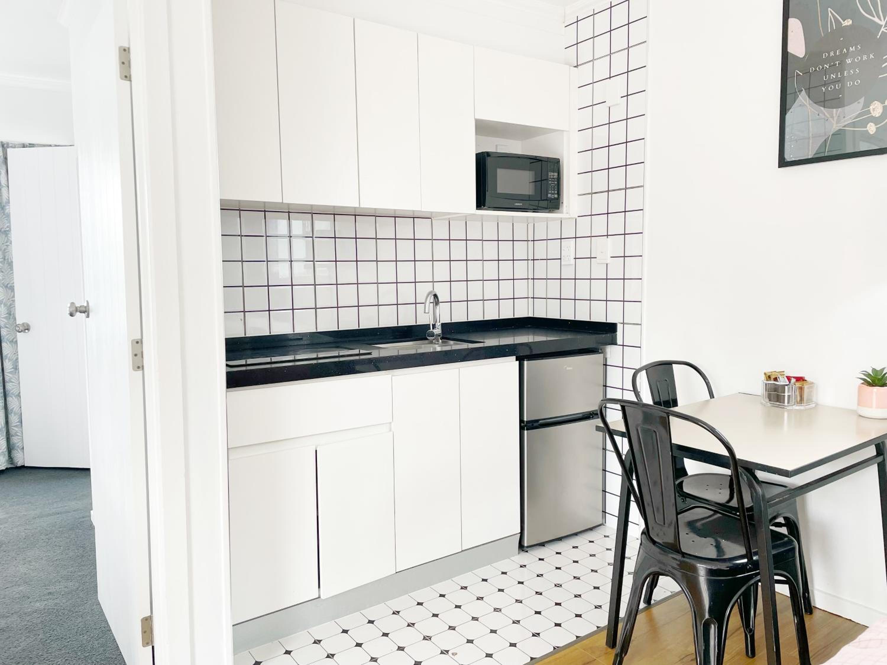 Family Bungalow - Photo 4