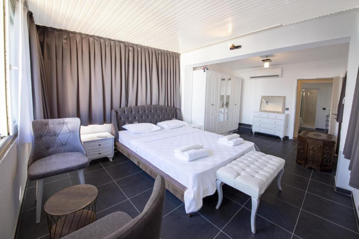 Two-Bedroom Villa photo 1
