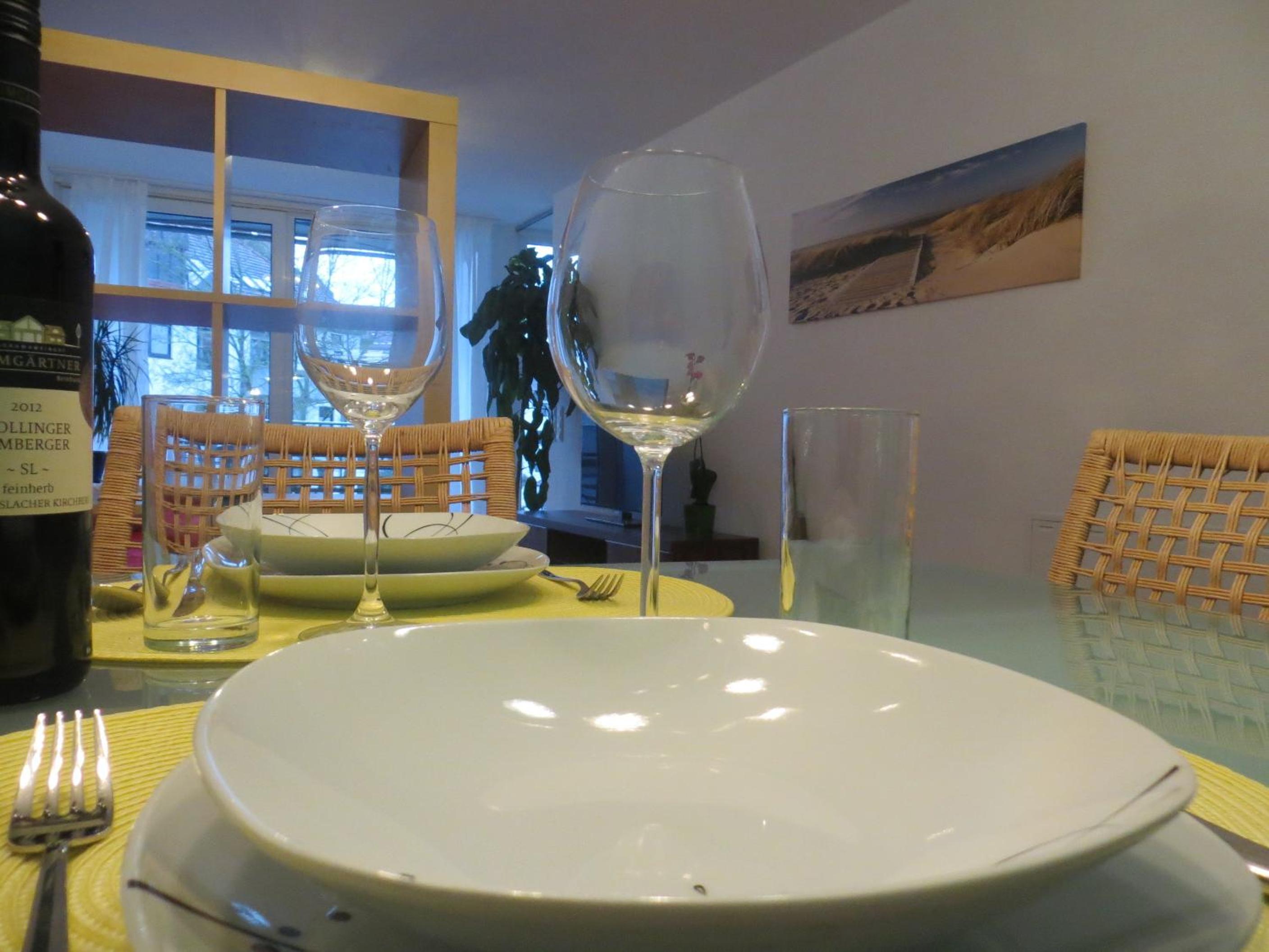 Apartment with Balcony - Photo 11