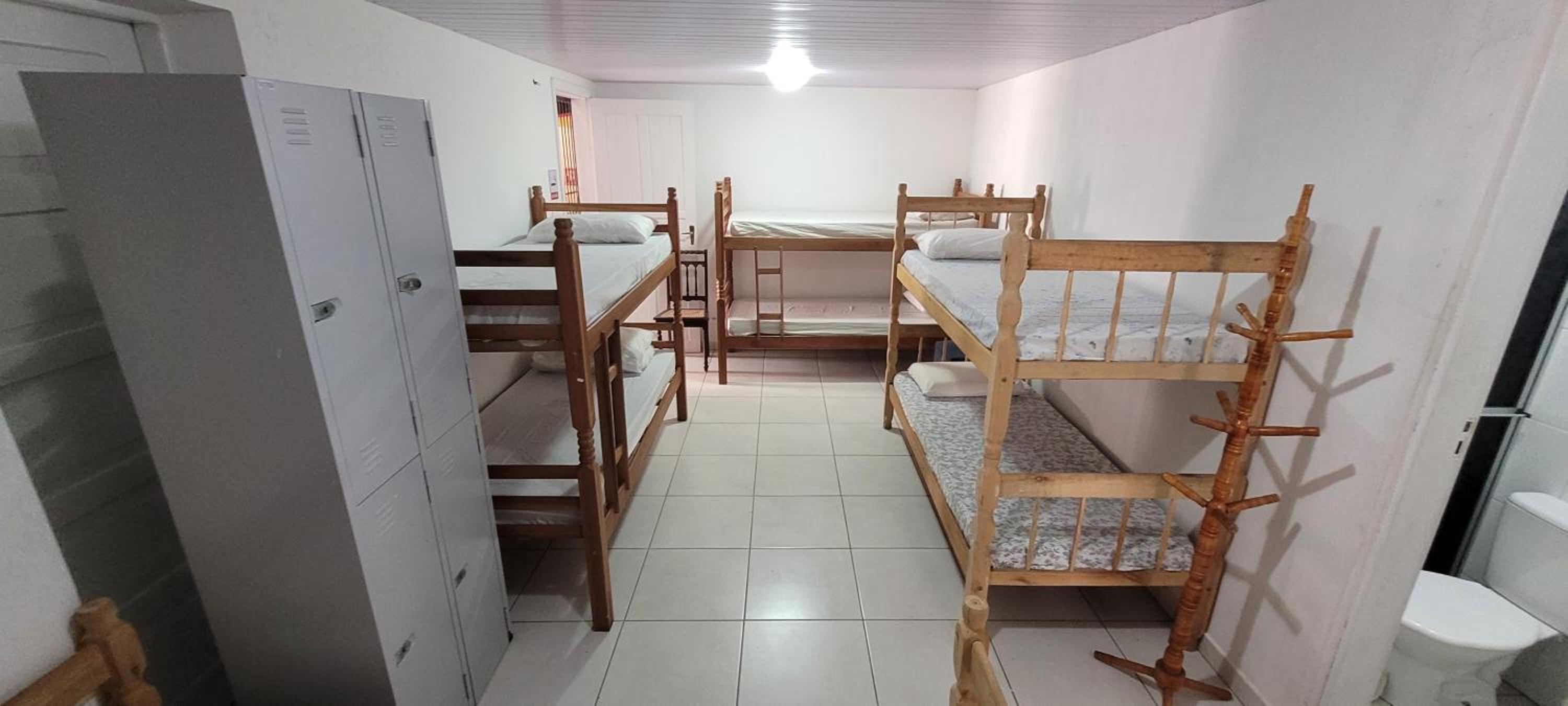 Bed in 8-Bed Mixed Dormitory Room photo 3