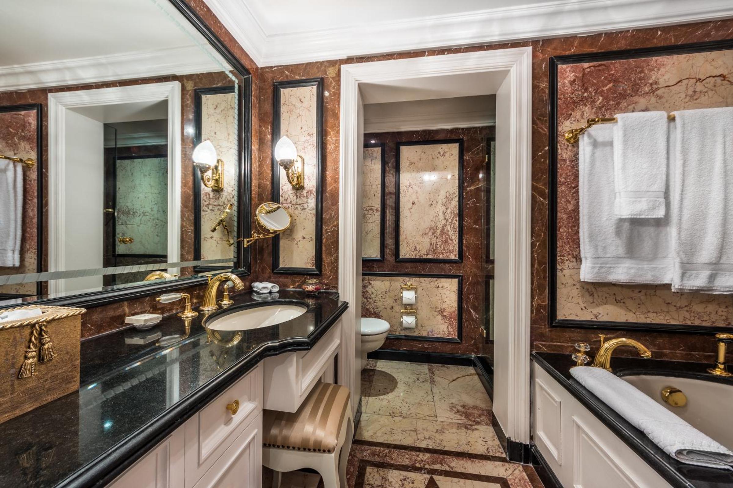 Harrington Suite photo 2