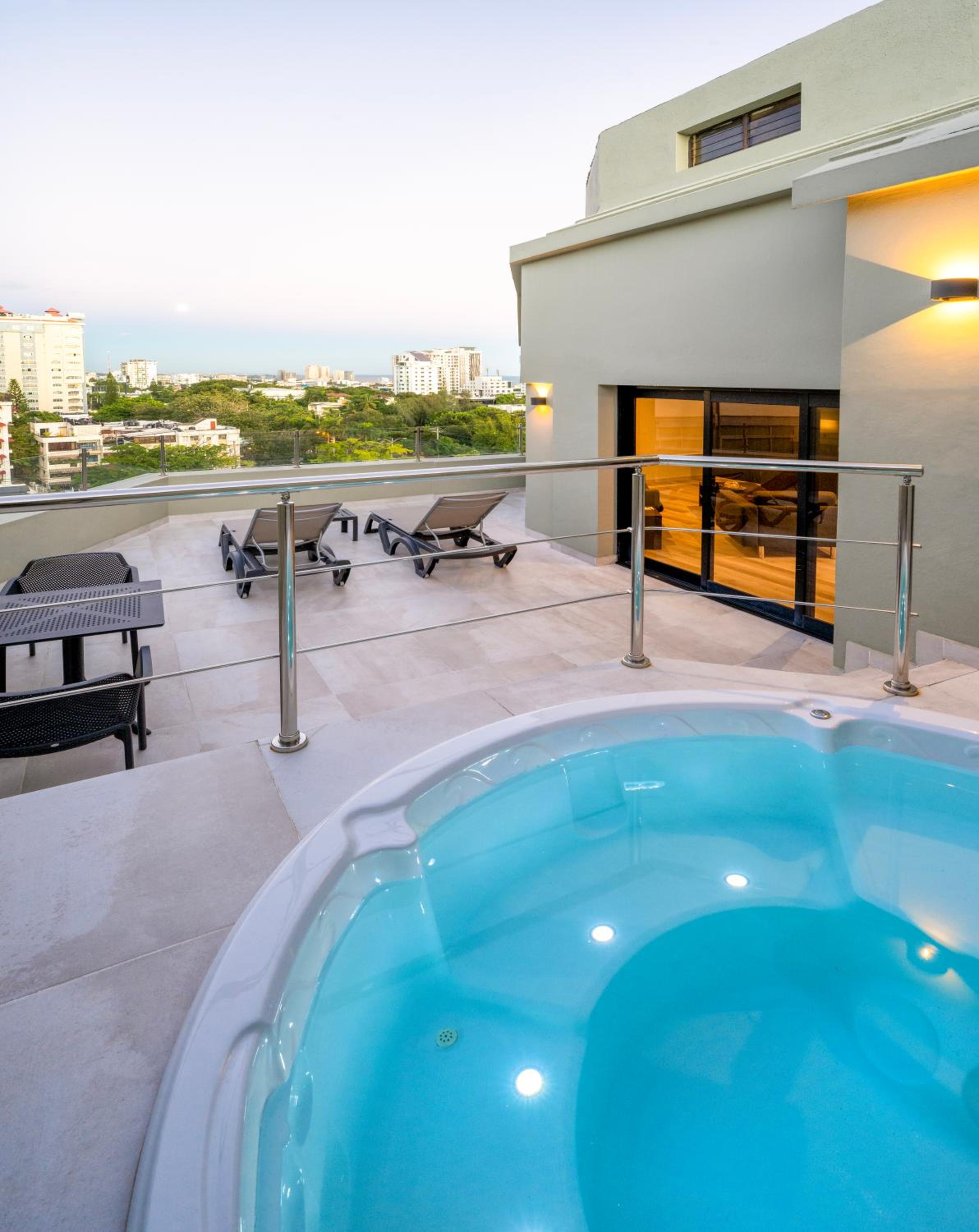 Deluxe Suite with Spa Bath