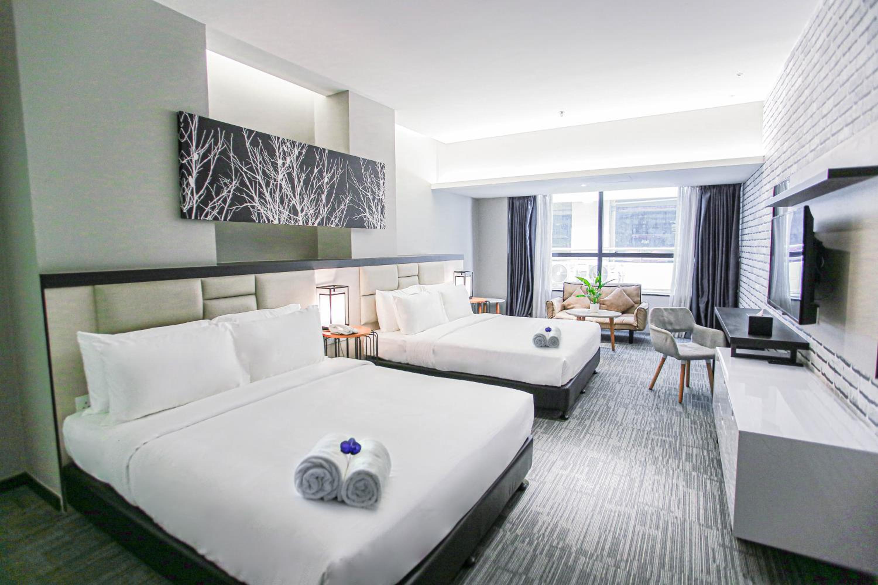 Deluxe Queen Room photo 1