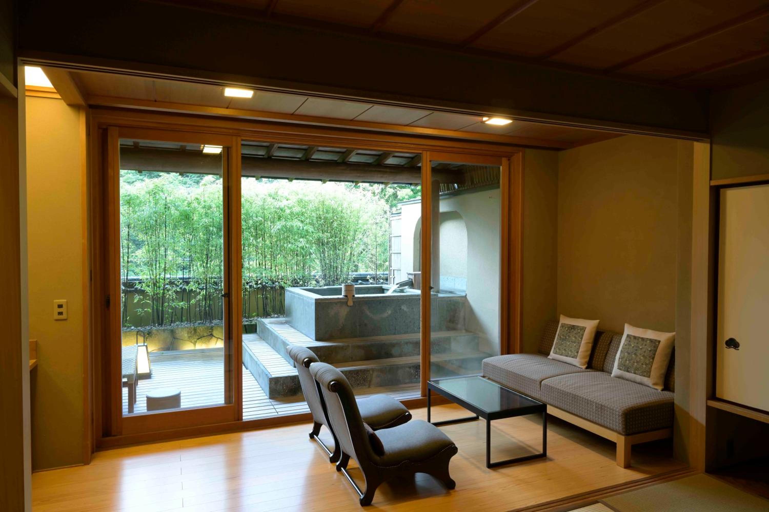 Japanese-Style Room With Open-Air Bath "Matsu" - Garden View