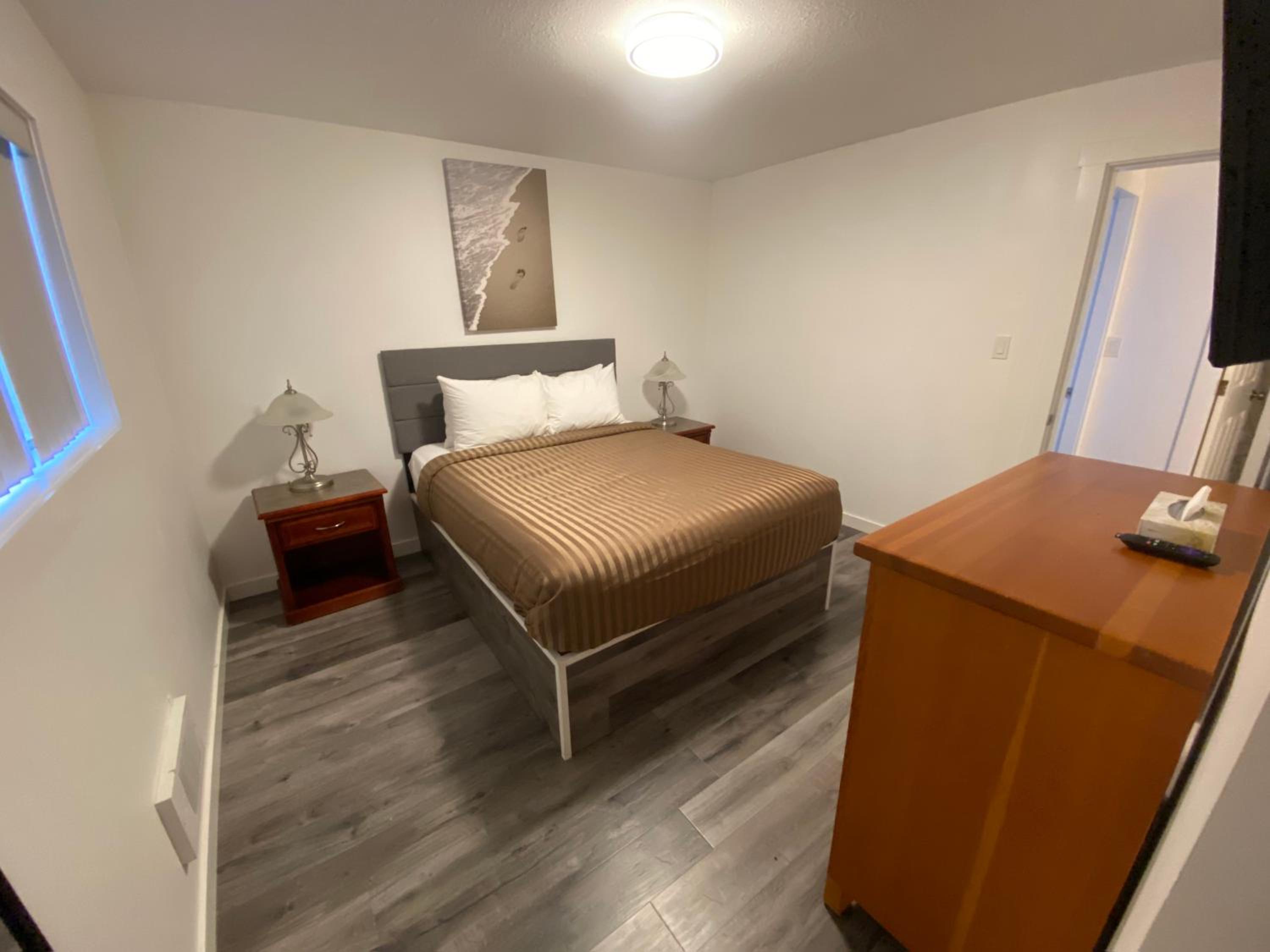 Apartment - Split Level - Photo 3