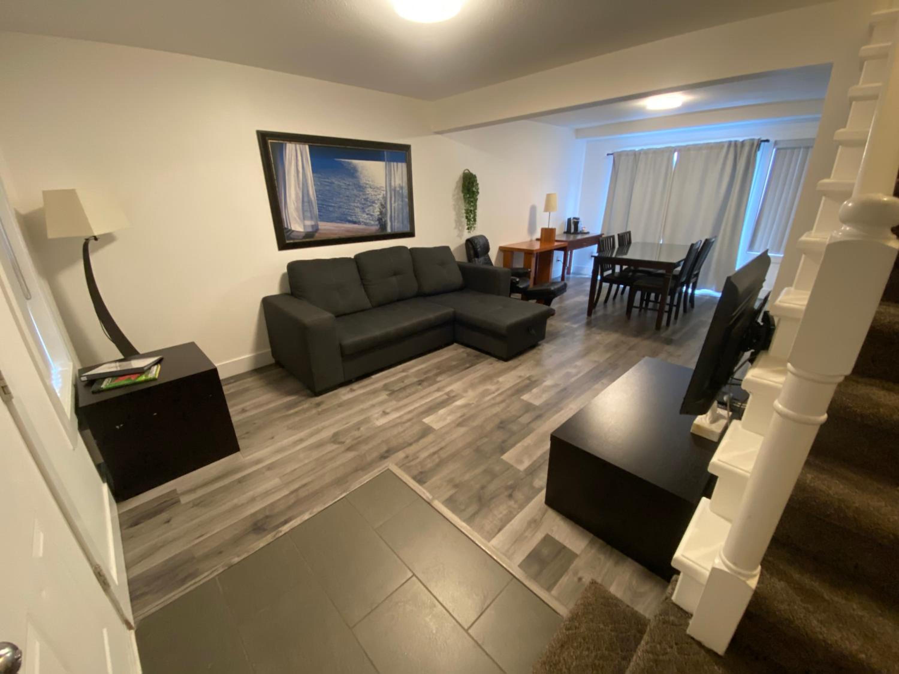 Apartment - Split Level - Photo 15