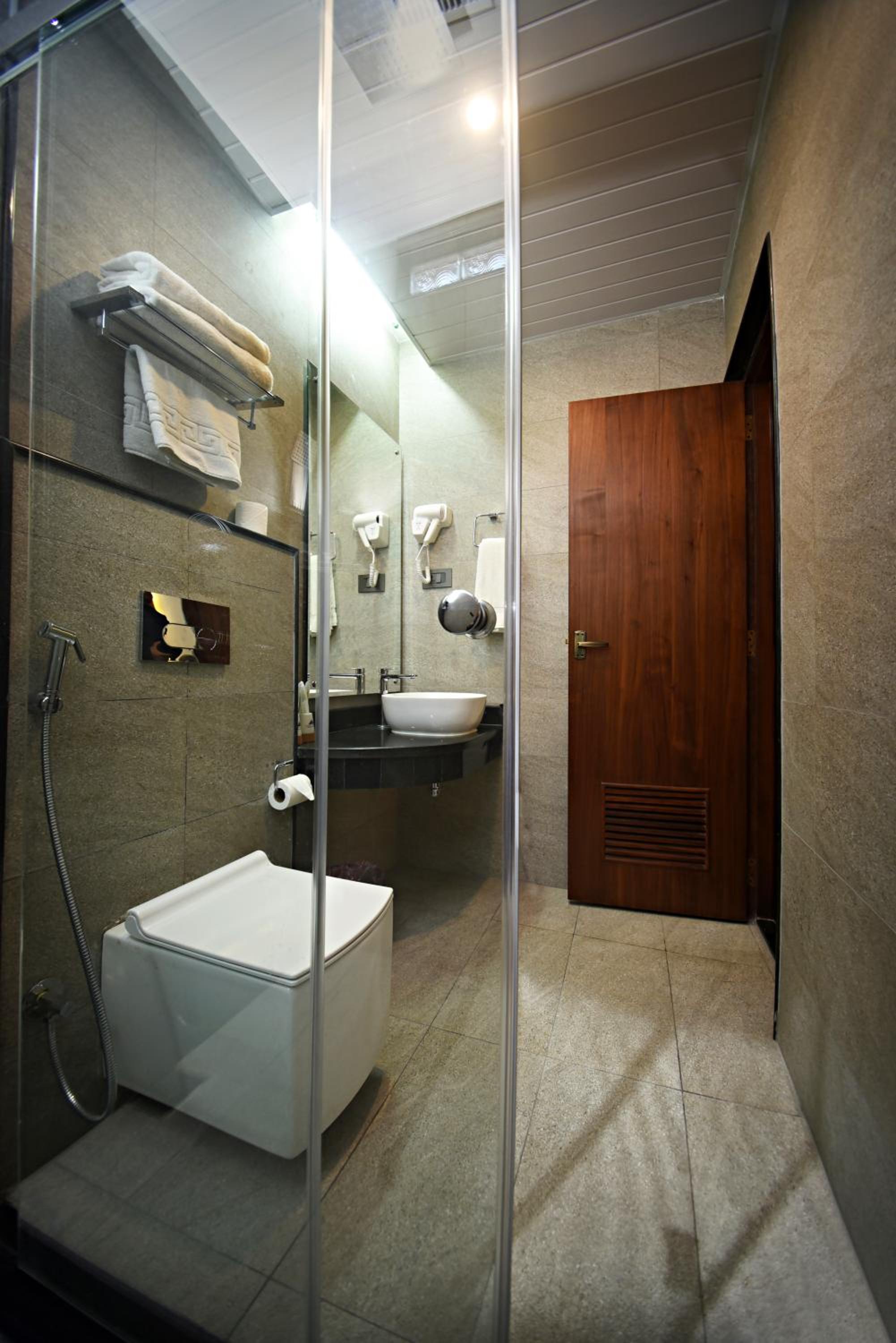 Heritage Deluxe Room with 15% off on Food & Beverage, Spa and Free Airport Pickup - Photo 5