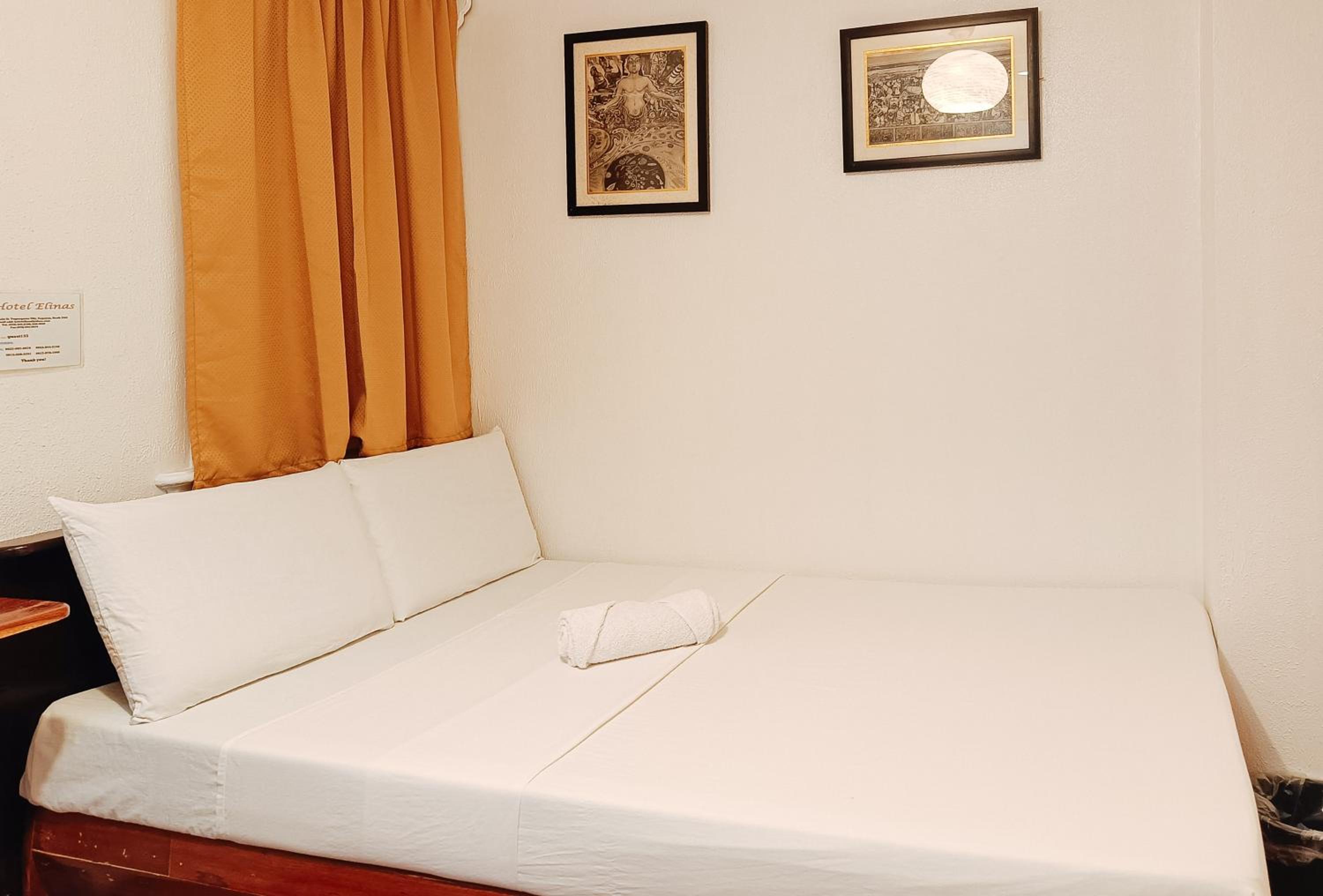 Deluxe Room - Photo 1