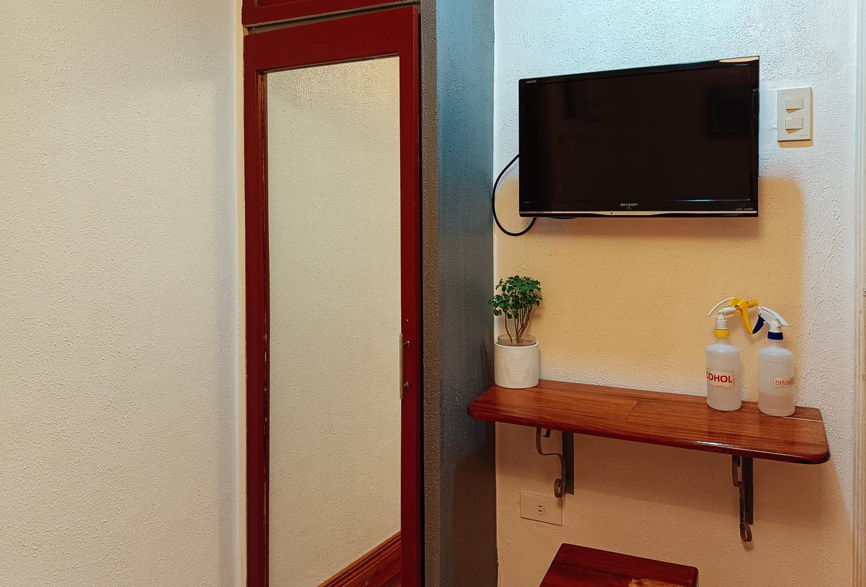 Deluxe Room - Photo 2