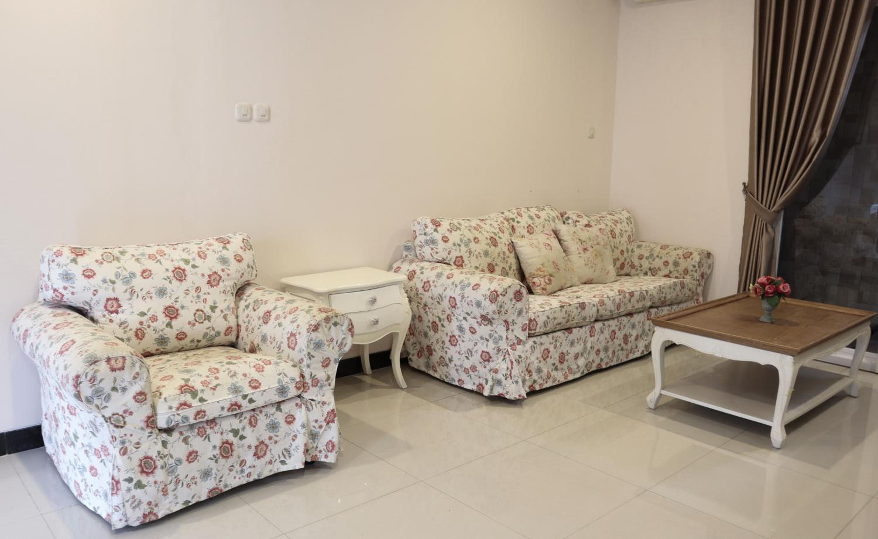 Two-Bedroom Residence - Photo 8