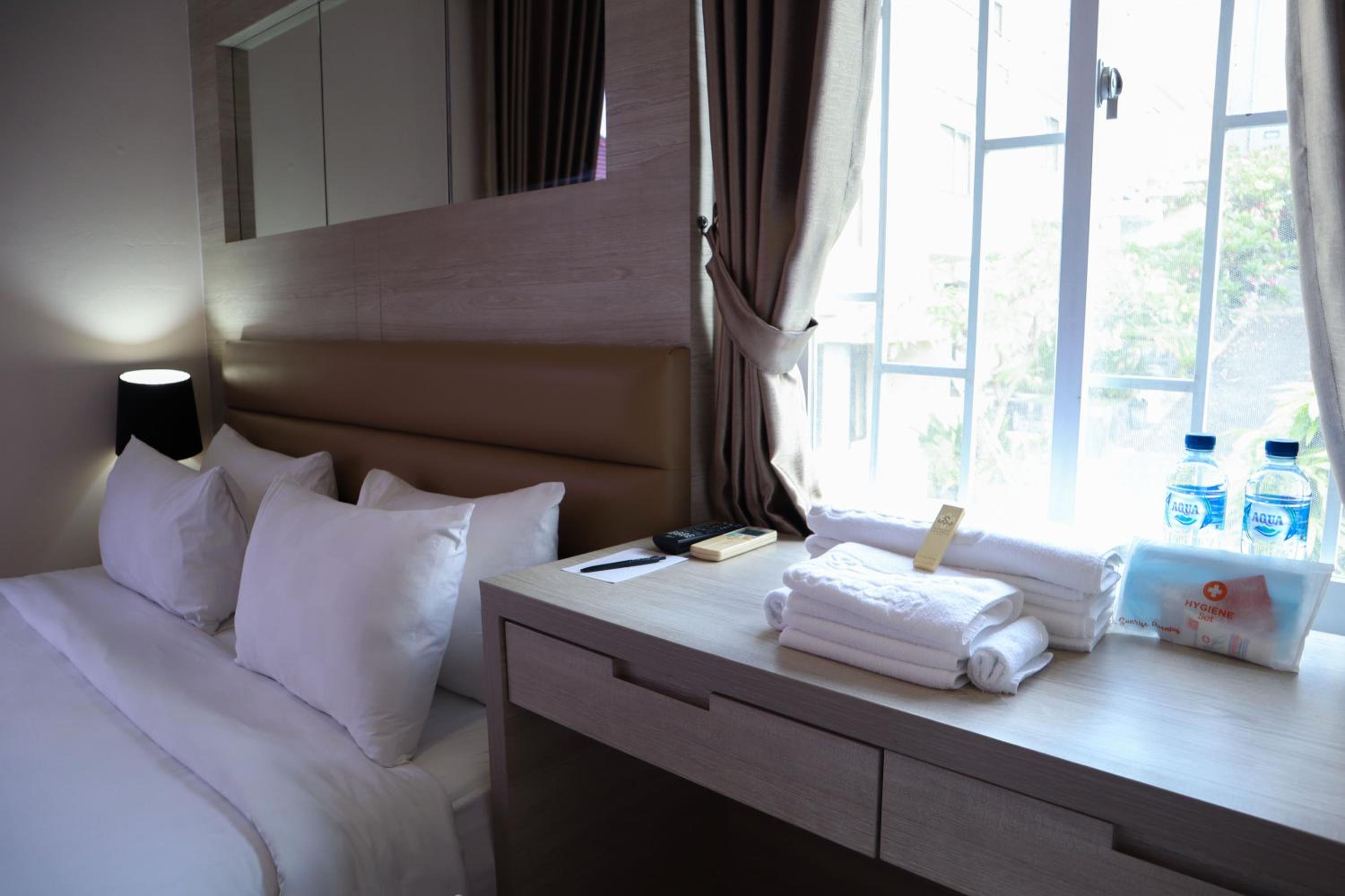Two-Bedroom Residence - Photo 3