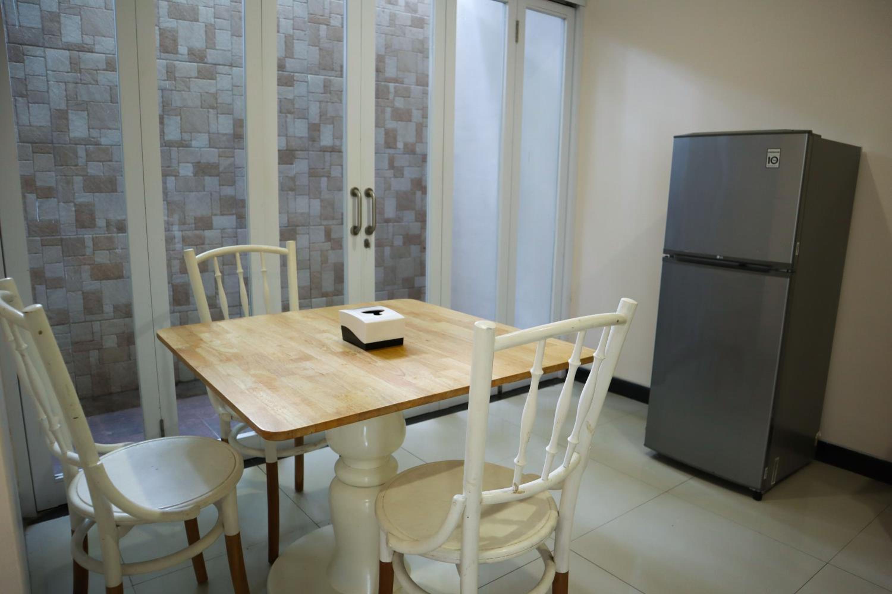 Two-Bedroom Residence - Photo 10