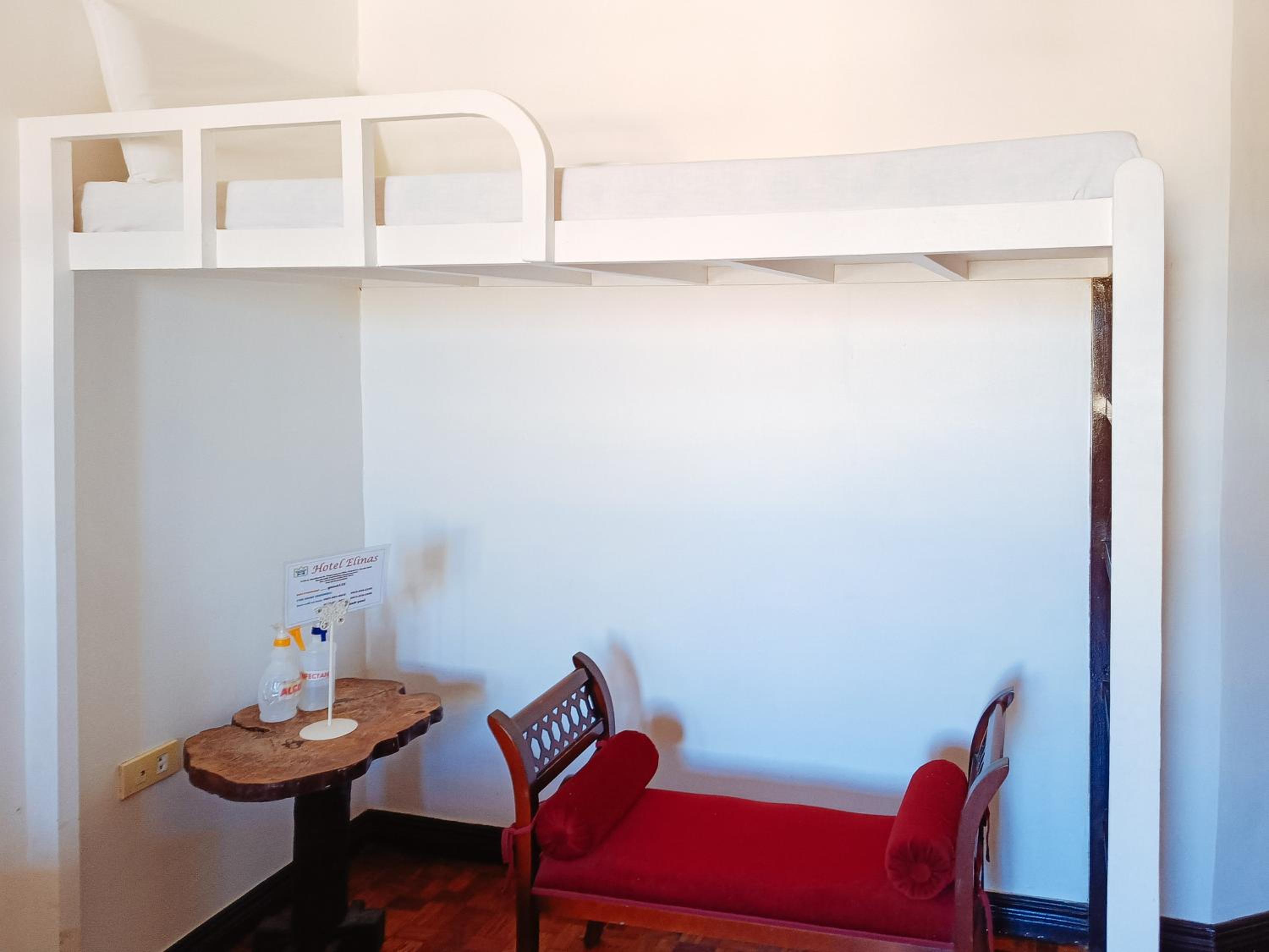 Queen Suite photo 1