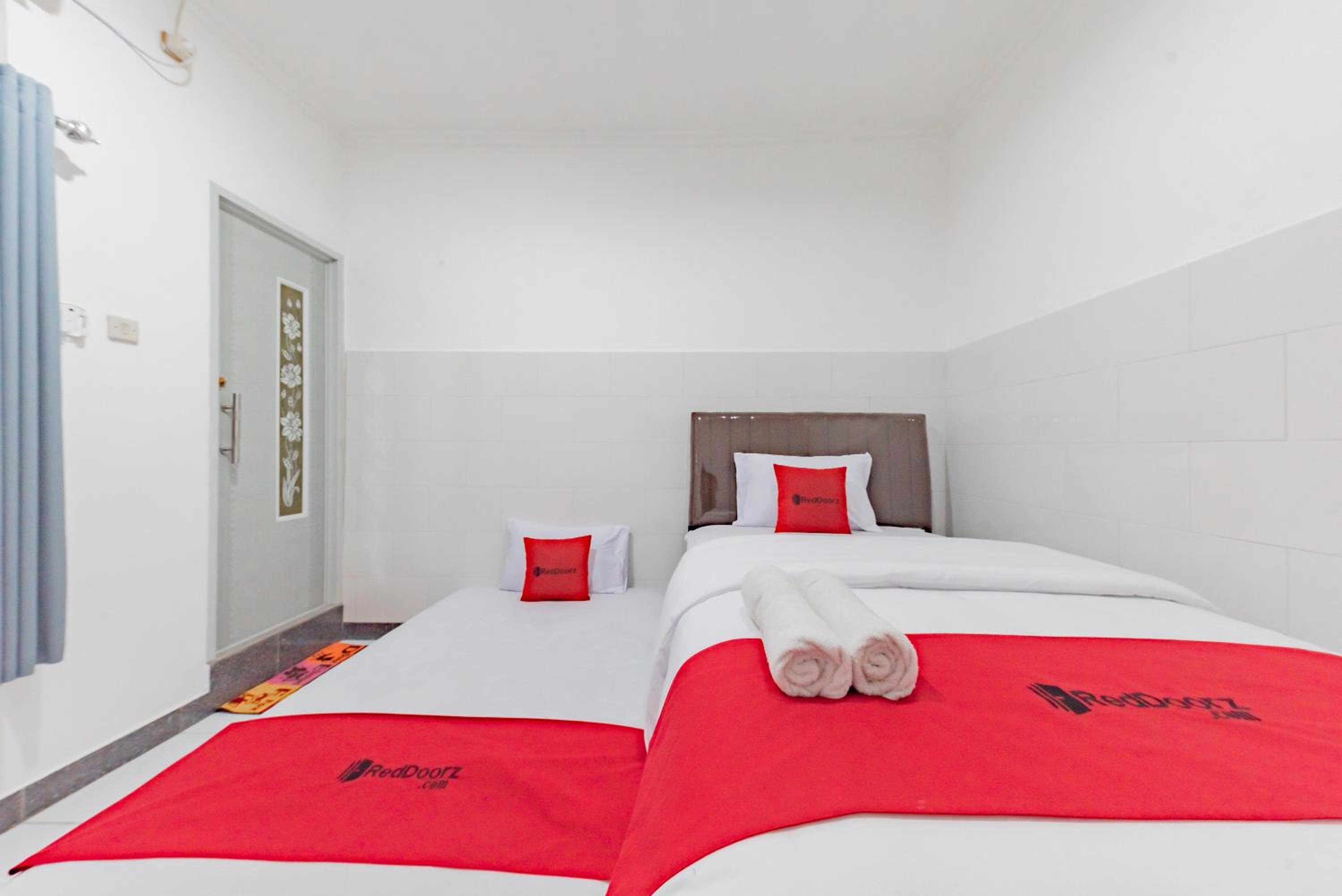 Twin Room - Photo 4