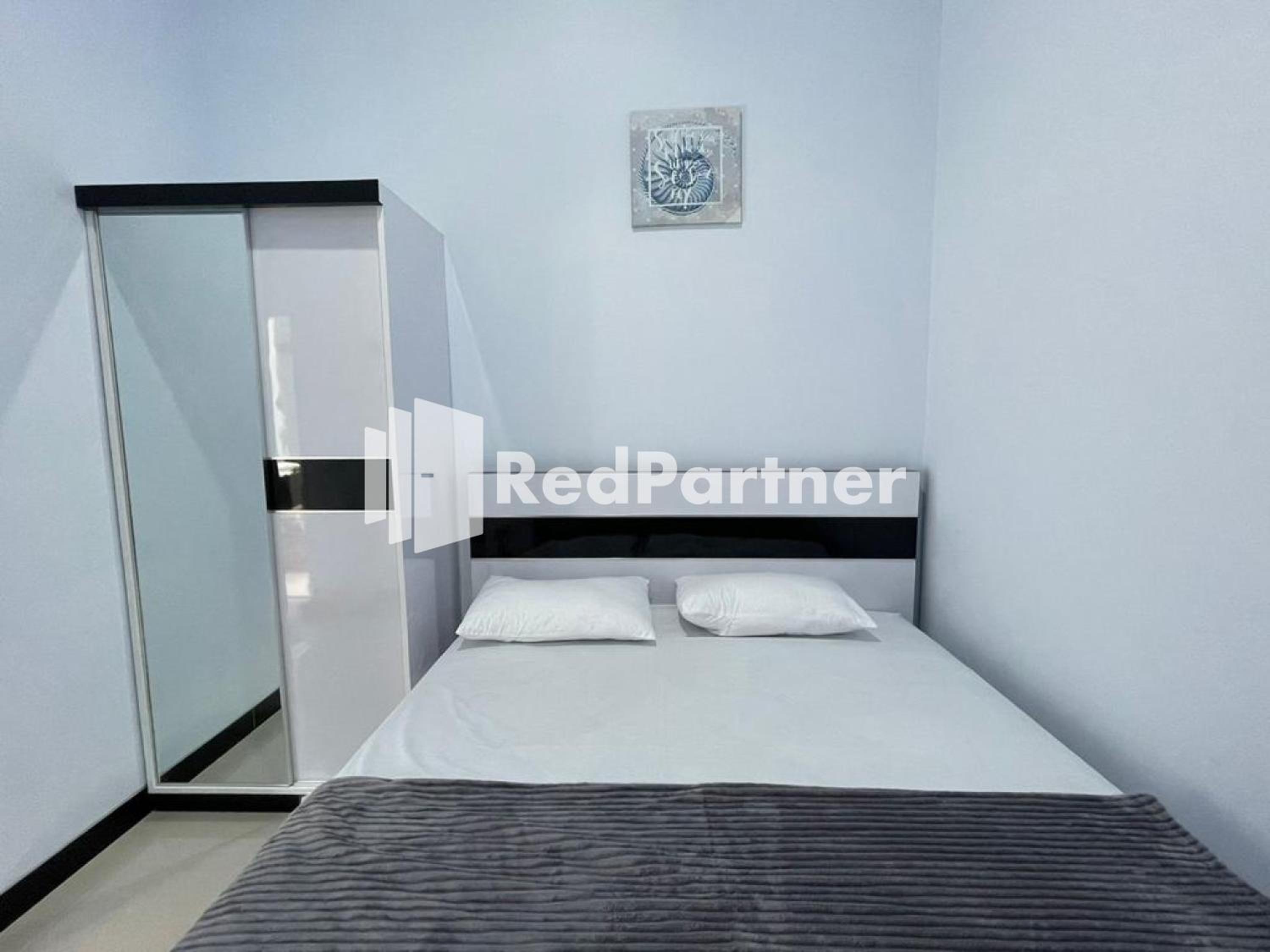 Deluxe Room - Photo 5
