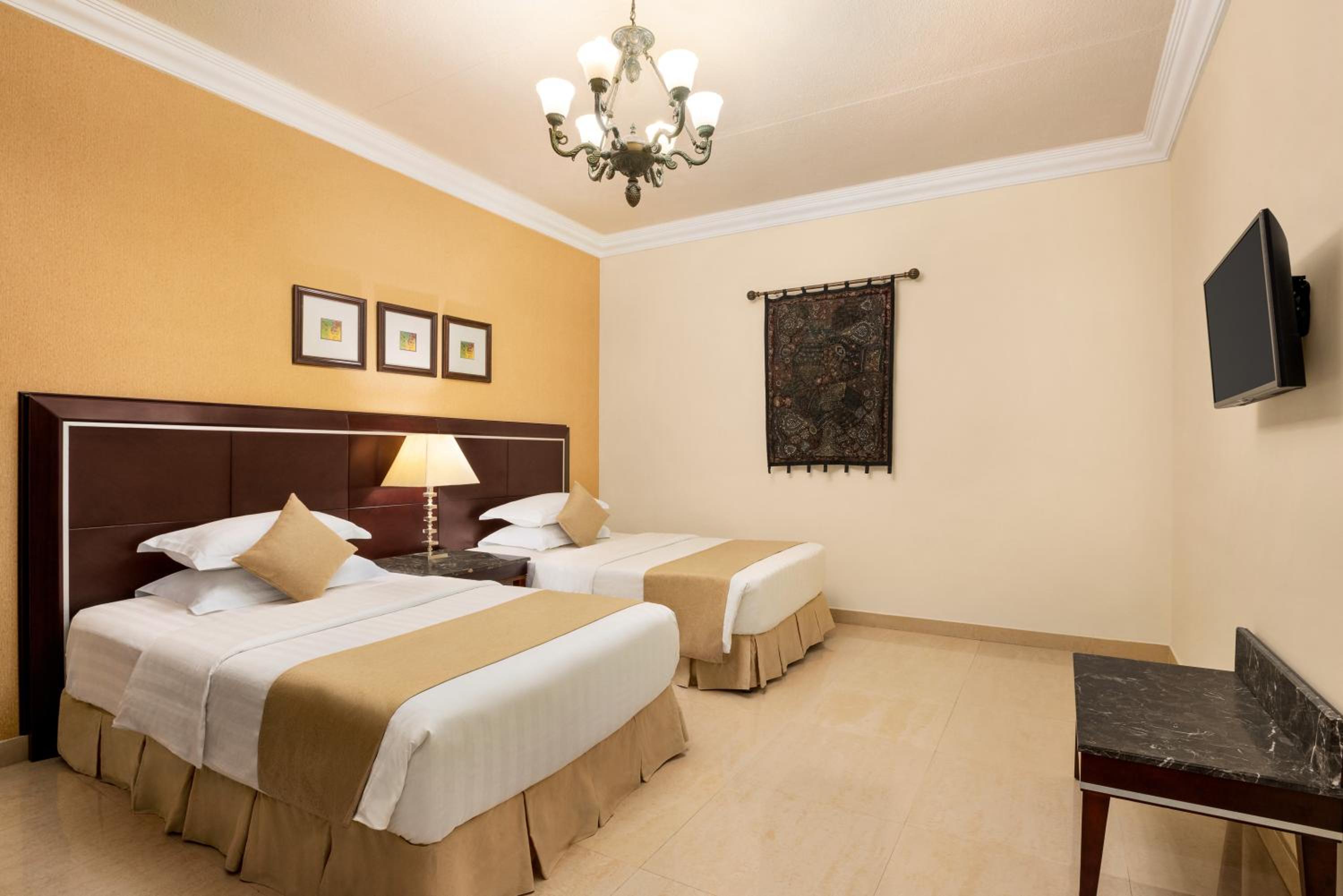 Admiral Suite - Photo 5