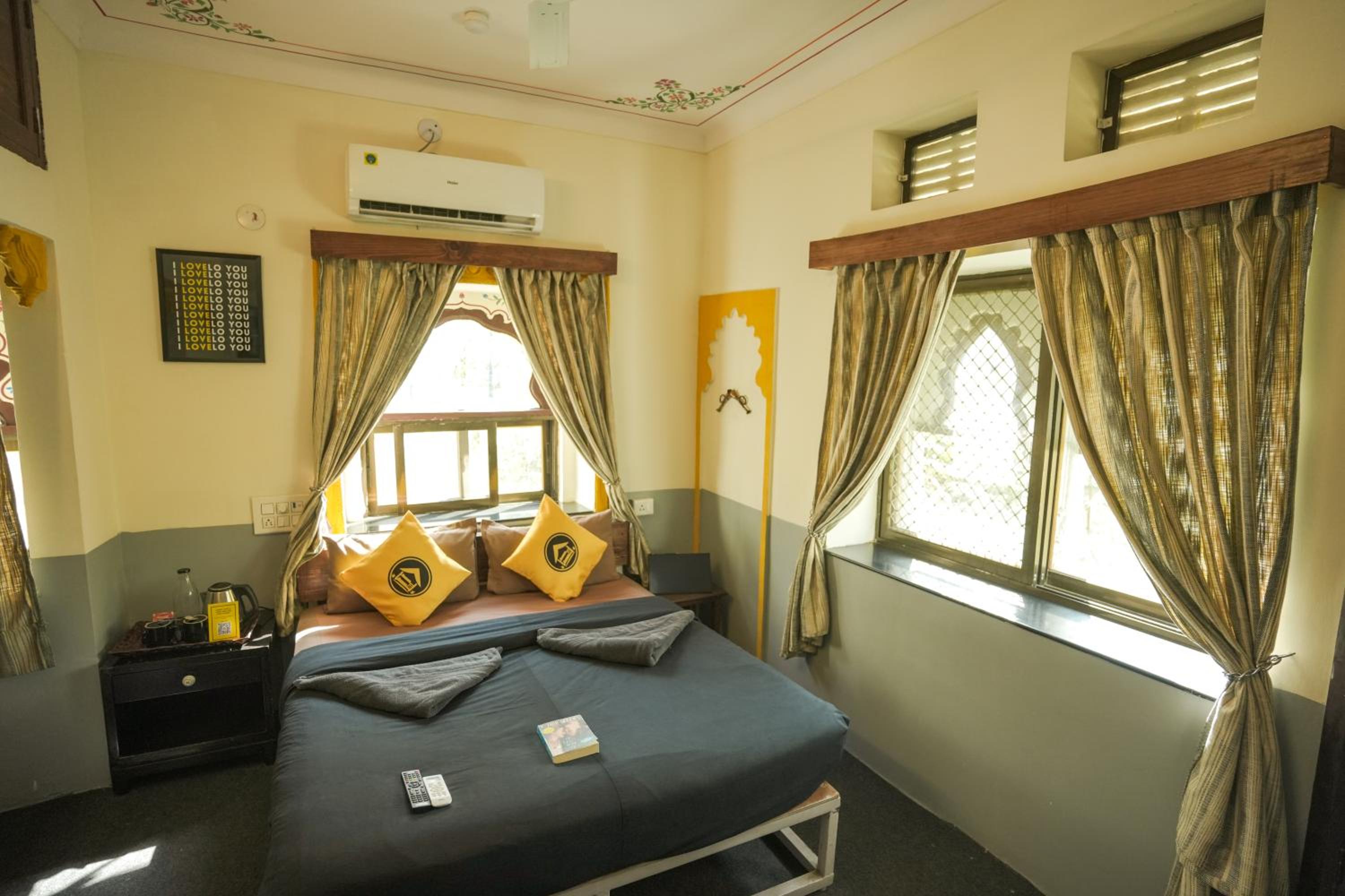 Deluxe Double Room - Photo 8