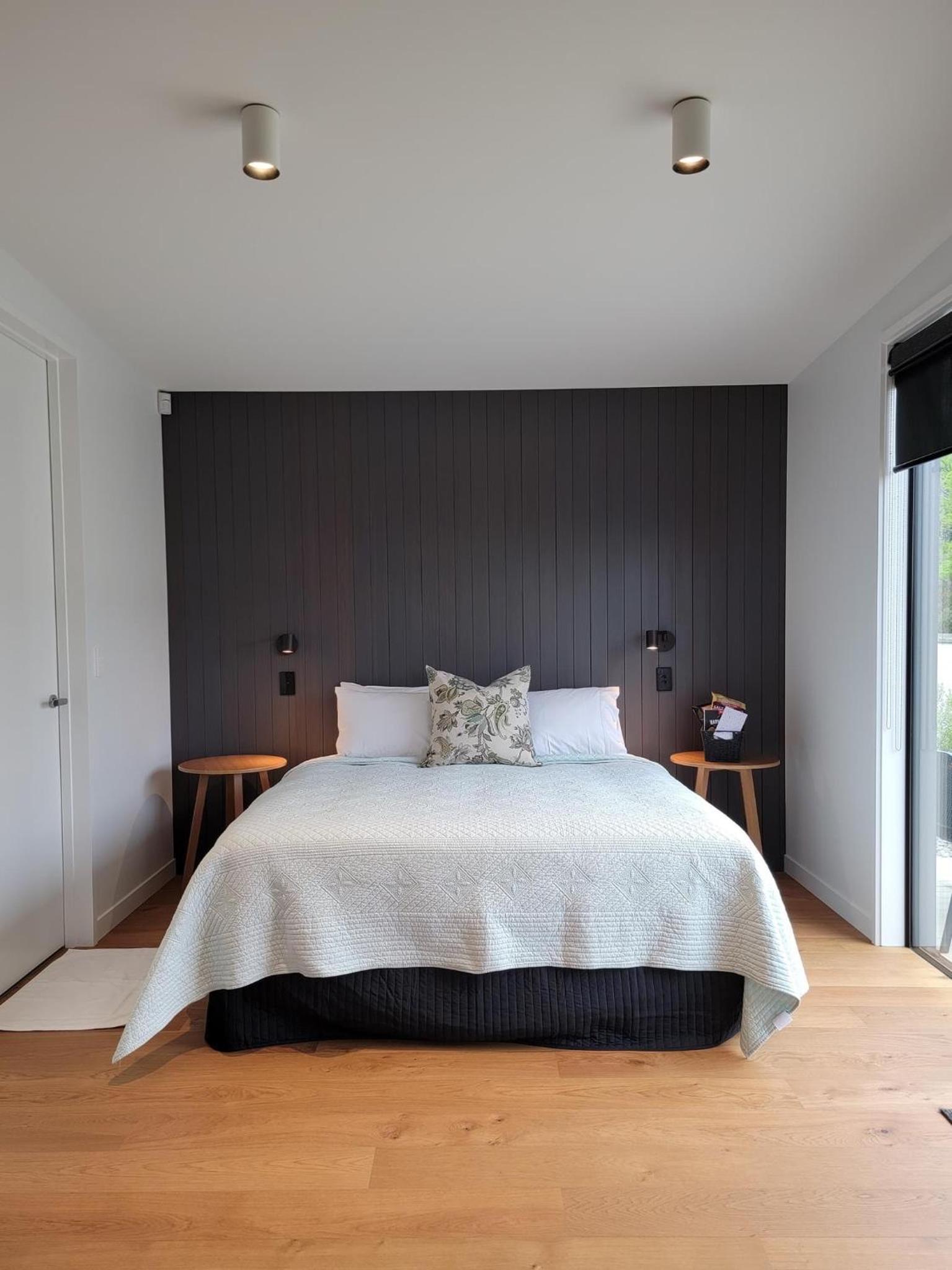 Suite with Lake View photo 1