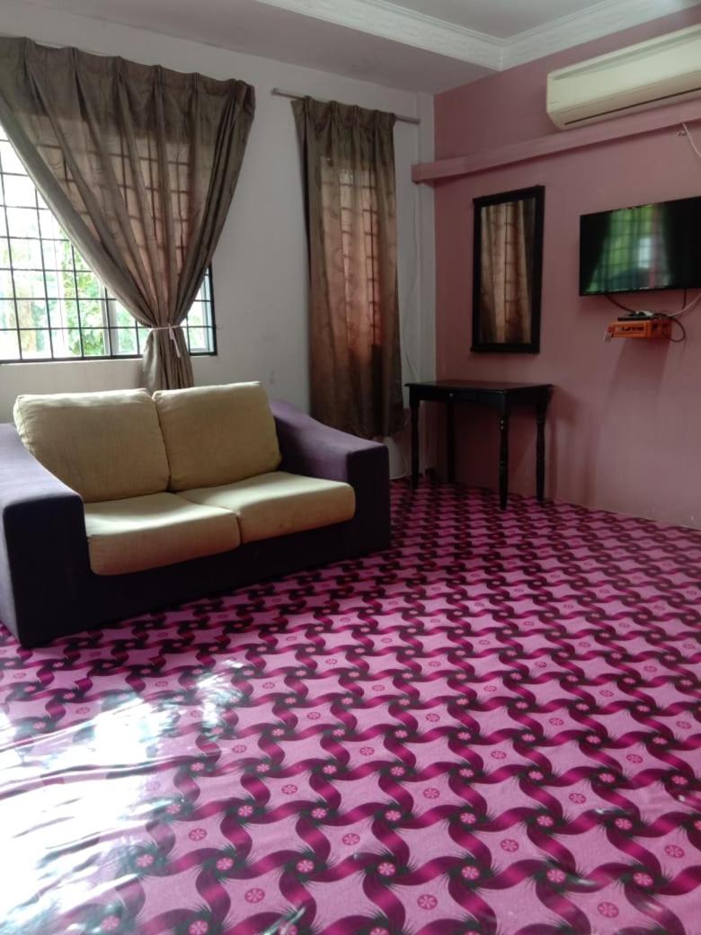Budget Double or Twin Room photo 3