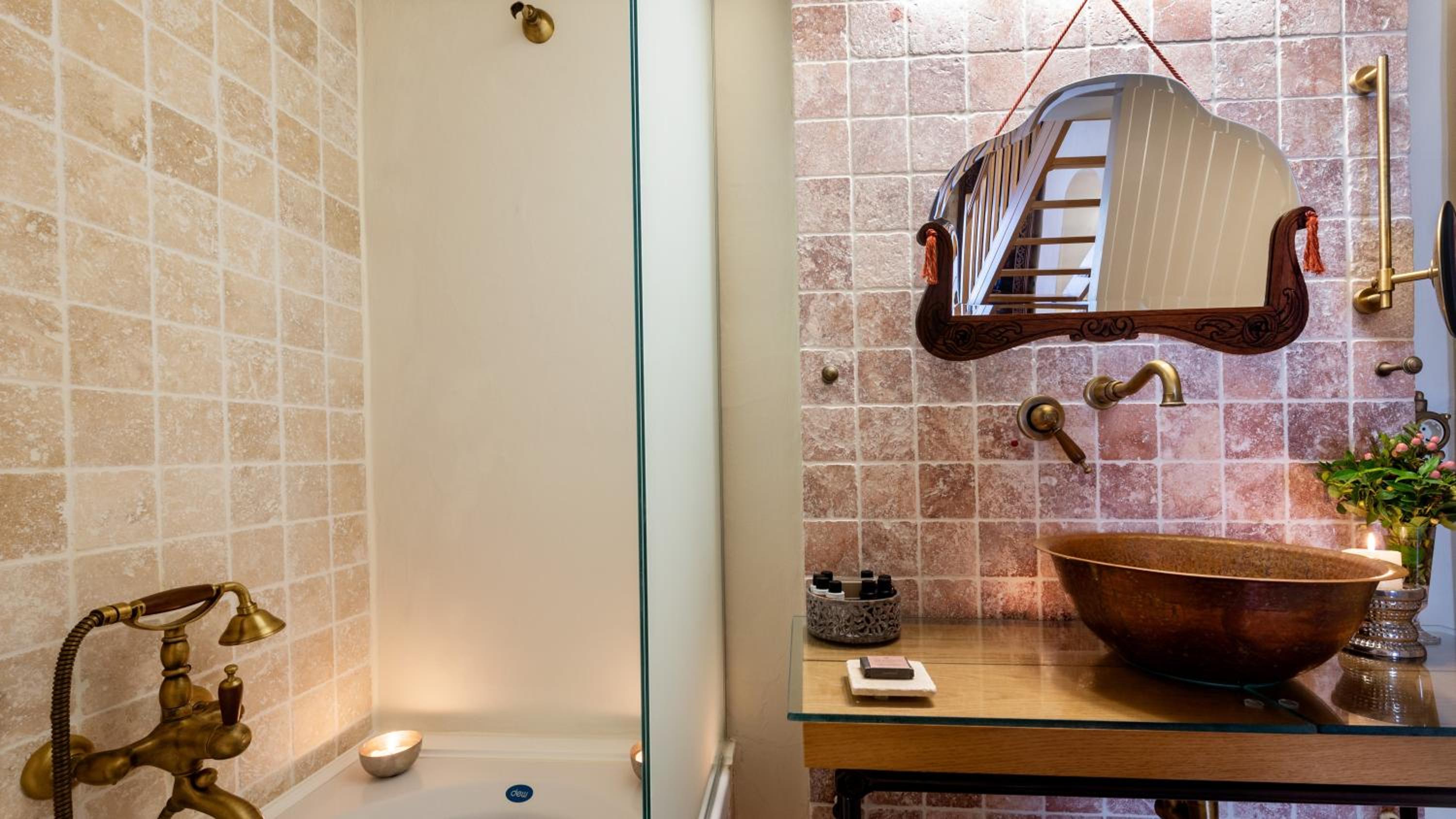 King Suite with Spa Bath - Gulbin photo 3