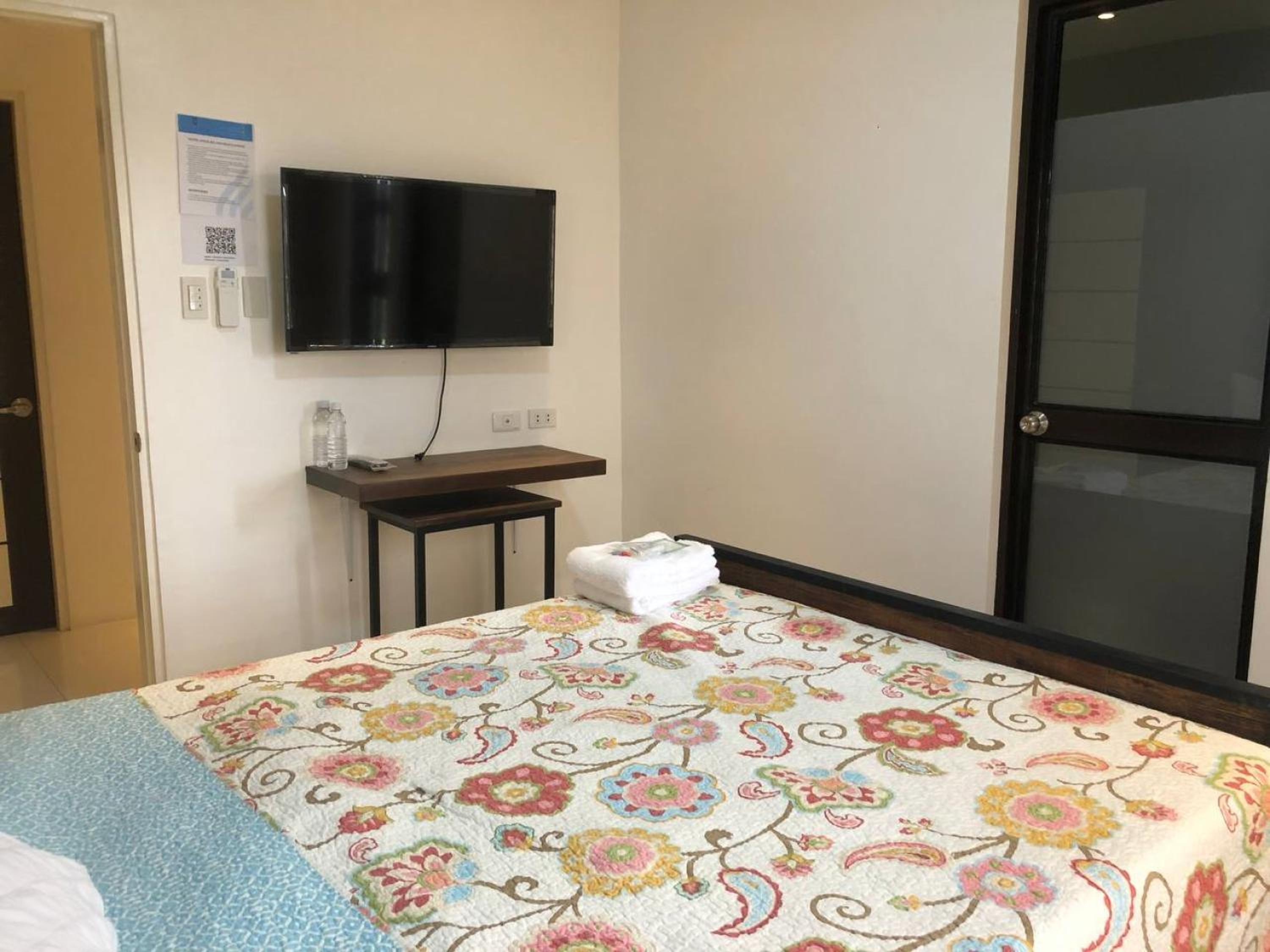 Standard Double Room - Photo 5
