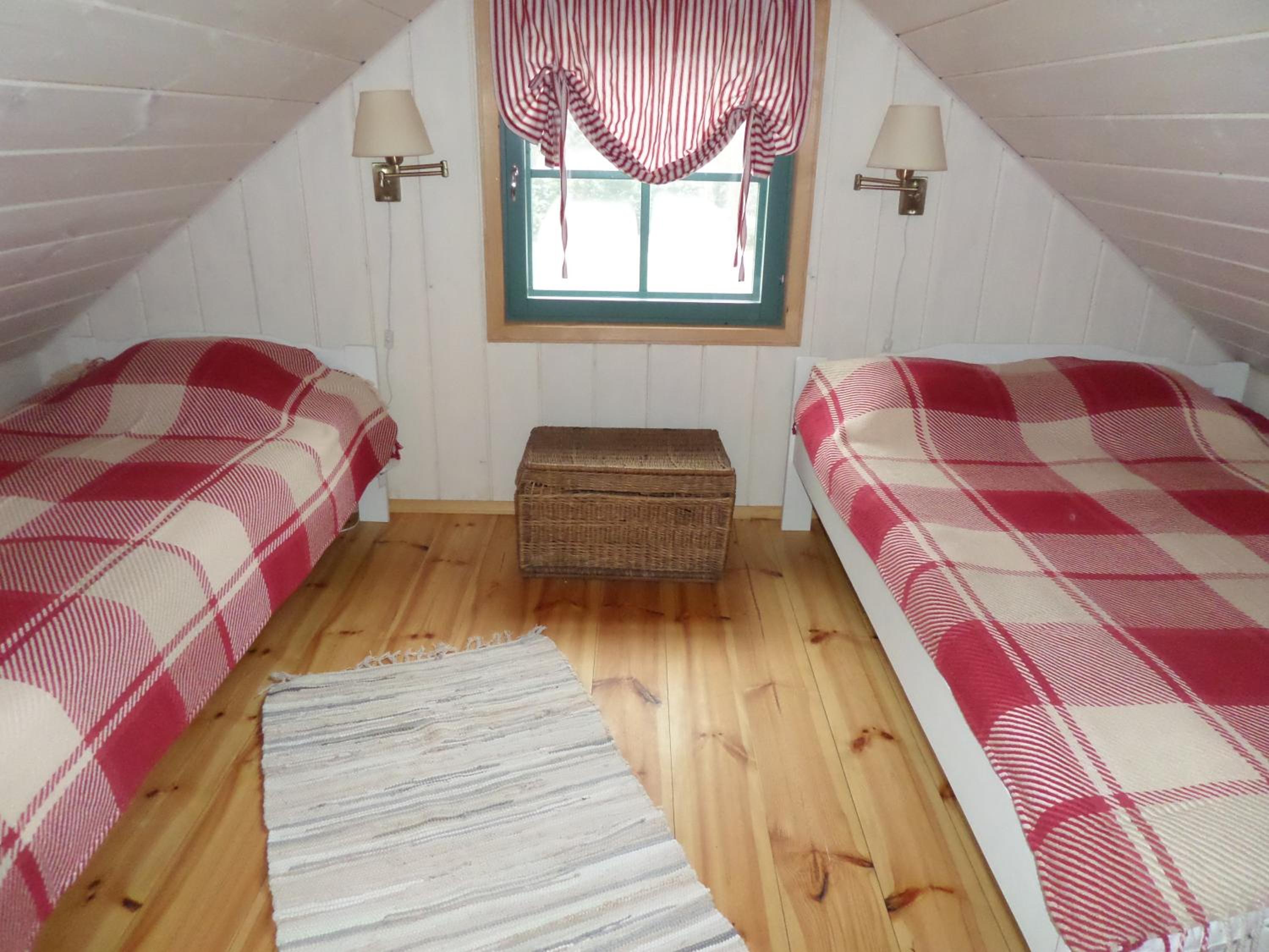 Two-Bedroom Chalet - Photo 11