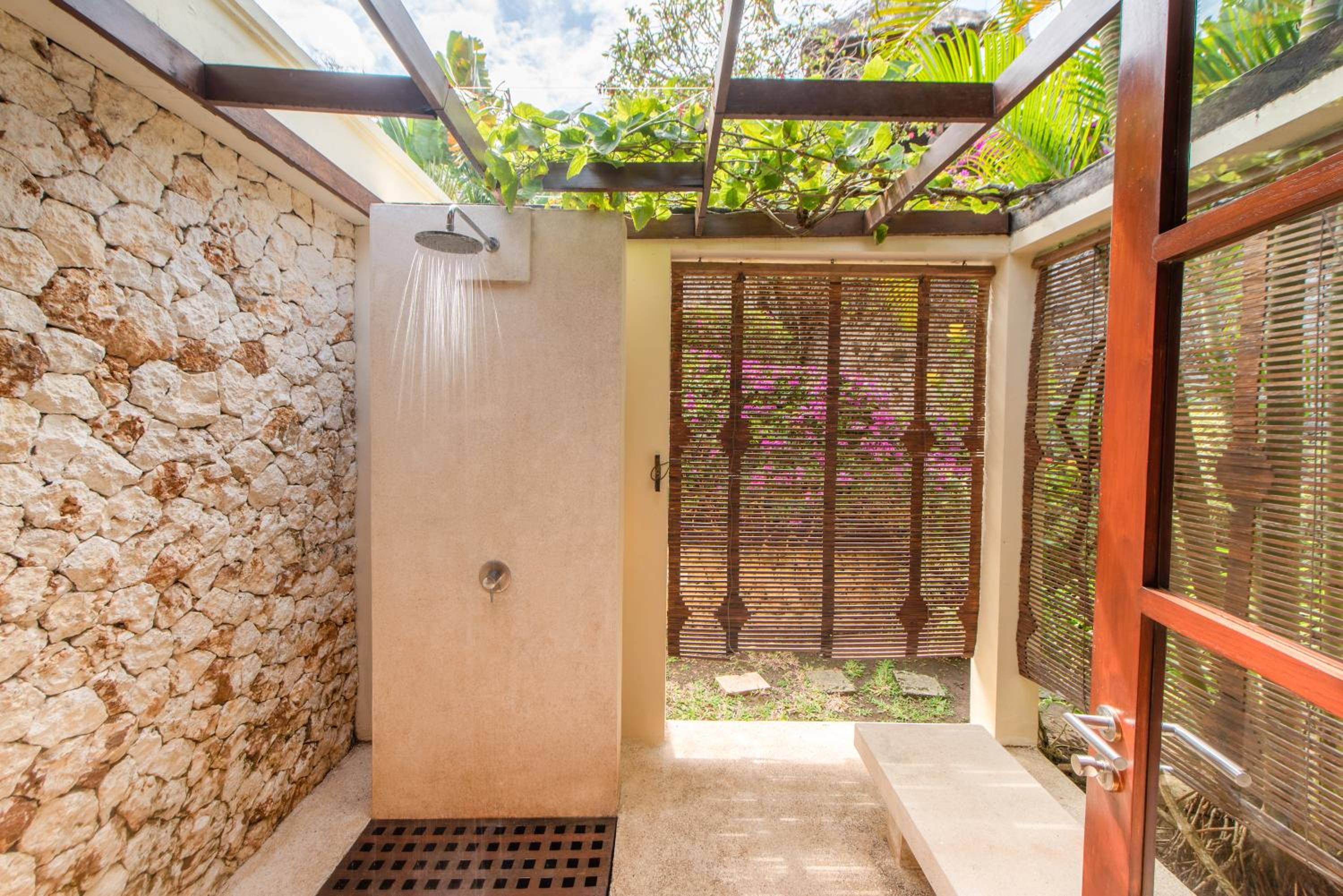 Three-Bedroom Pool Villa photo 2