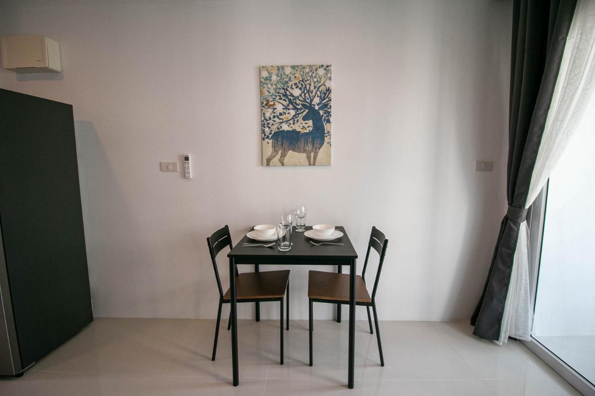 Deluxe Queen Suite - Photo 3