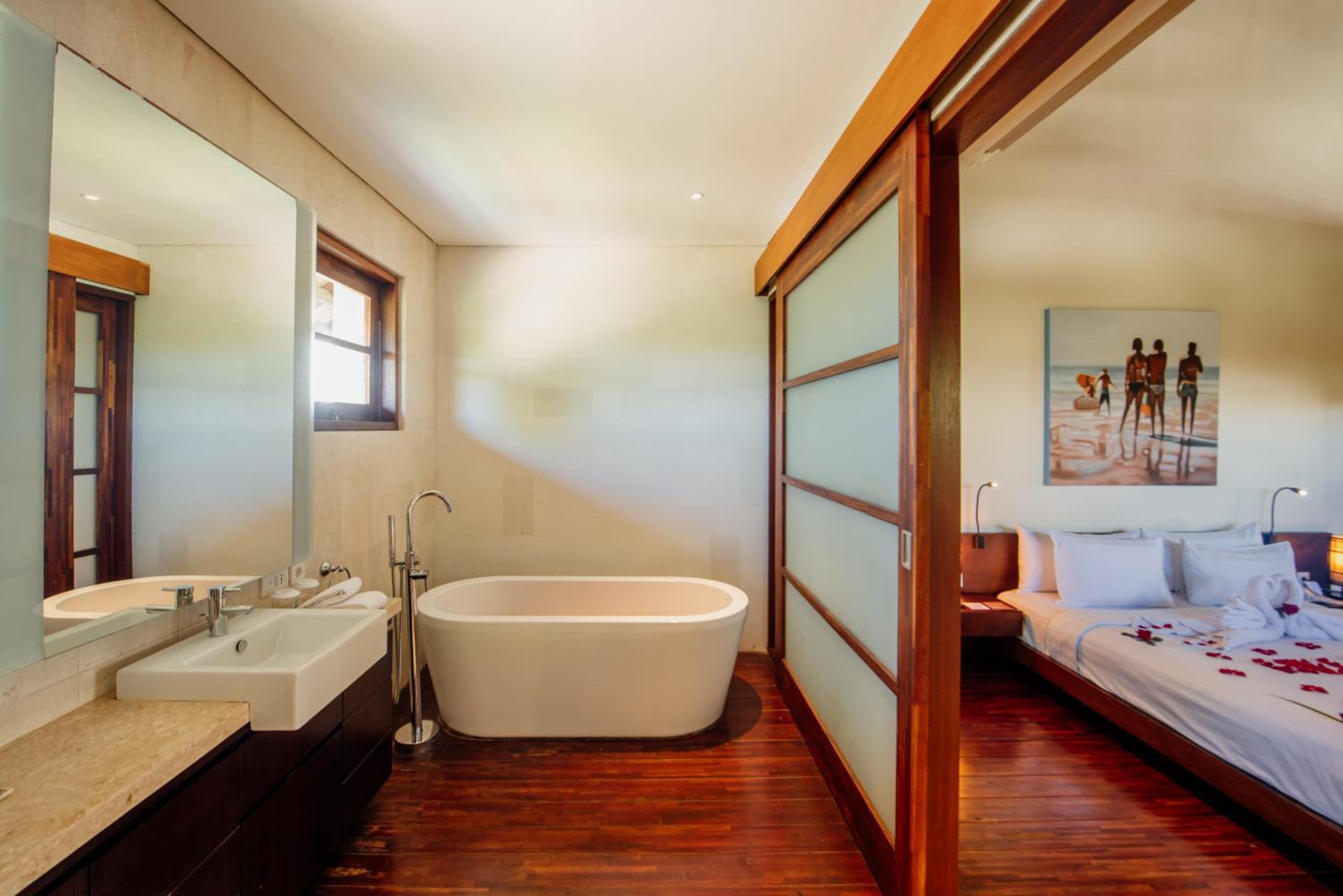 One-Bedroom Garden View Pool Villa photo 3