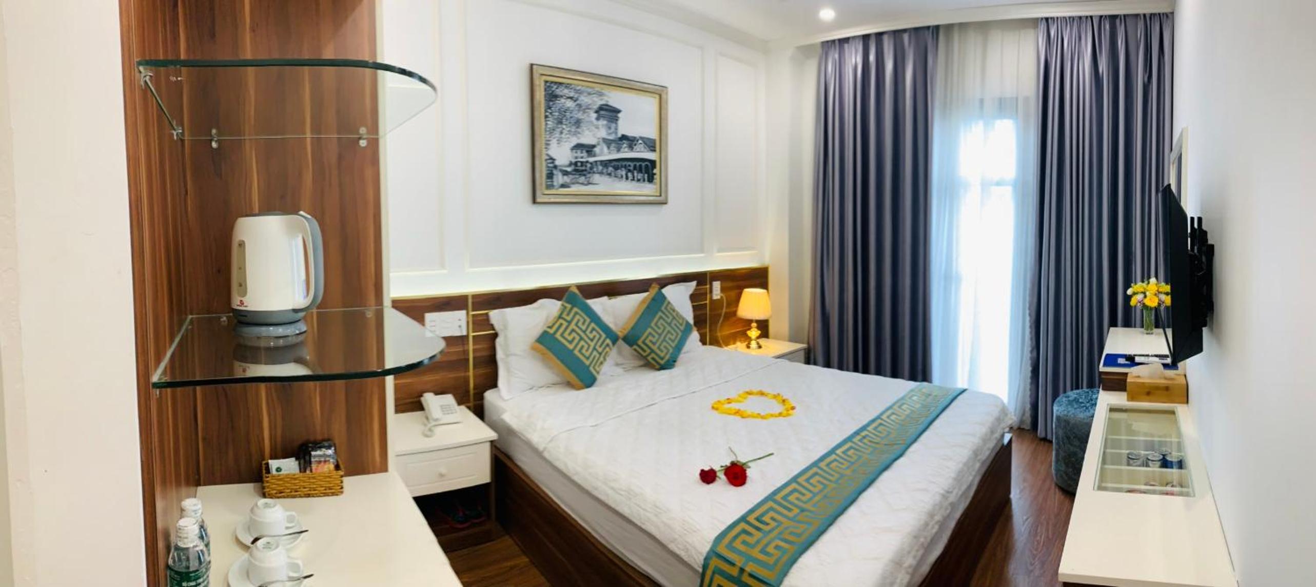 Double Room with Balcony (2 Adults + 1 Child)