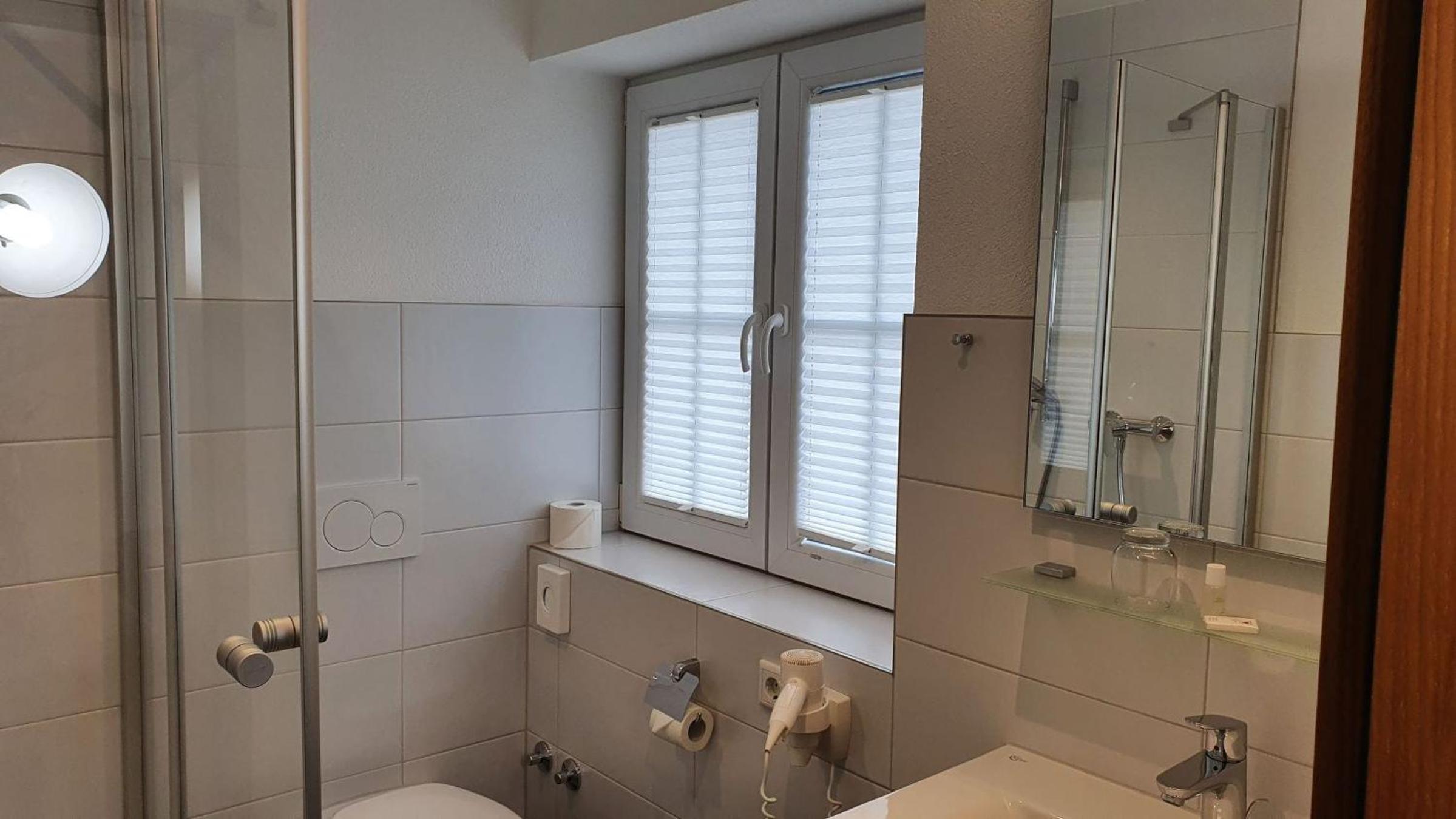 Standard Single Room photo 2