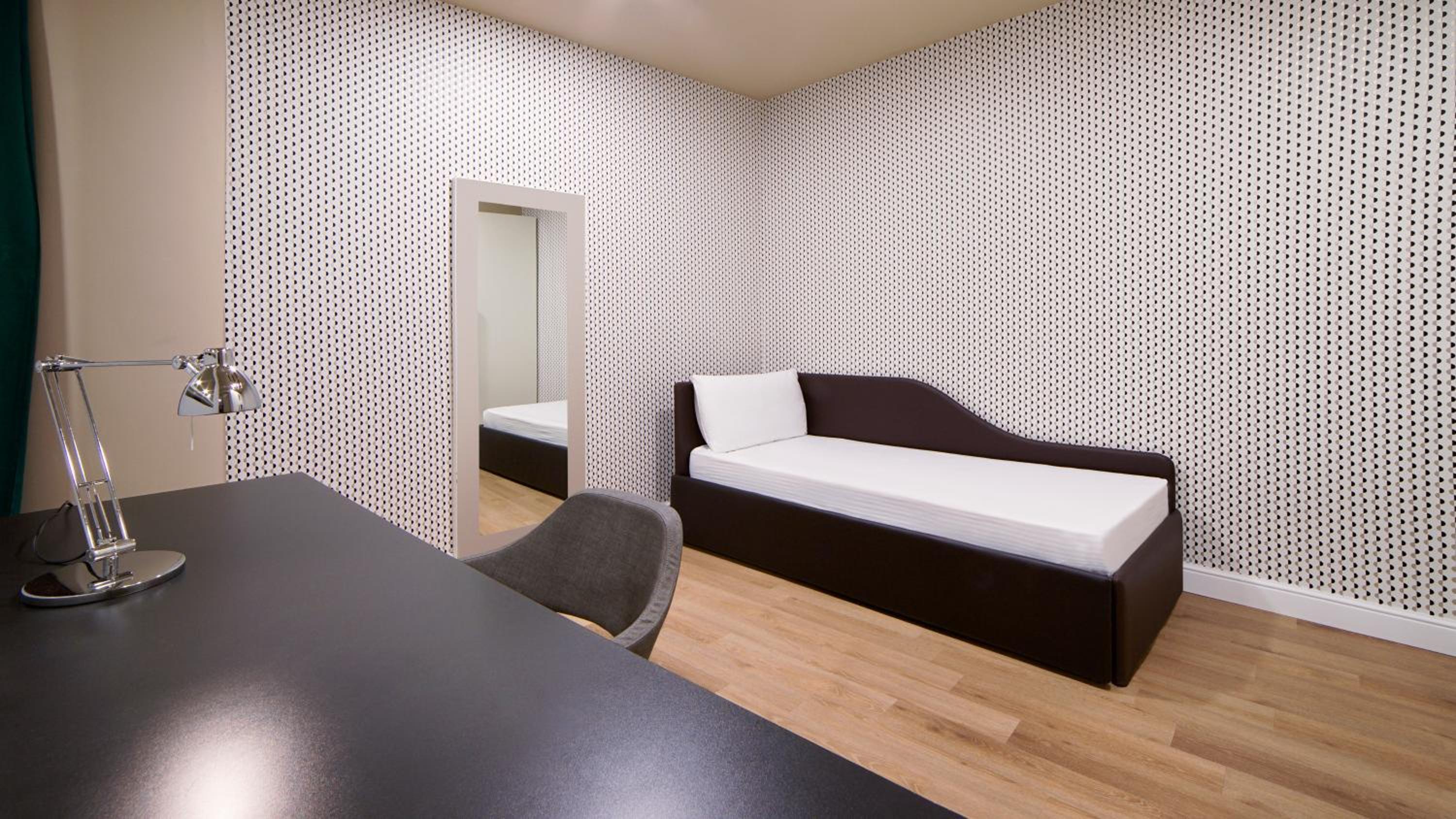 Standard Double Room with Sofa Bed and Balcony - Photo 1