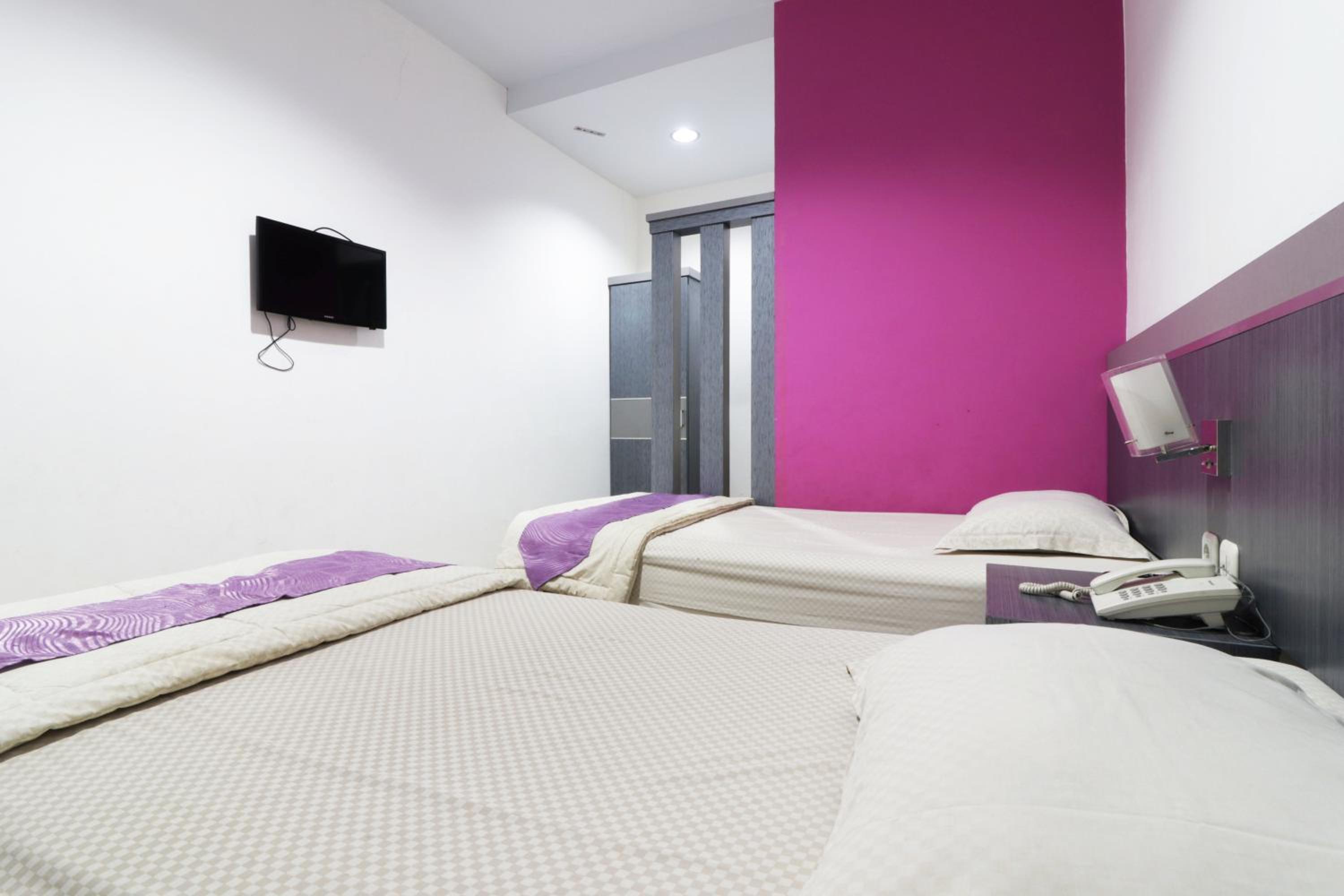 Standard Double Room photo 2