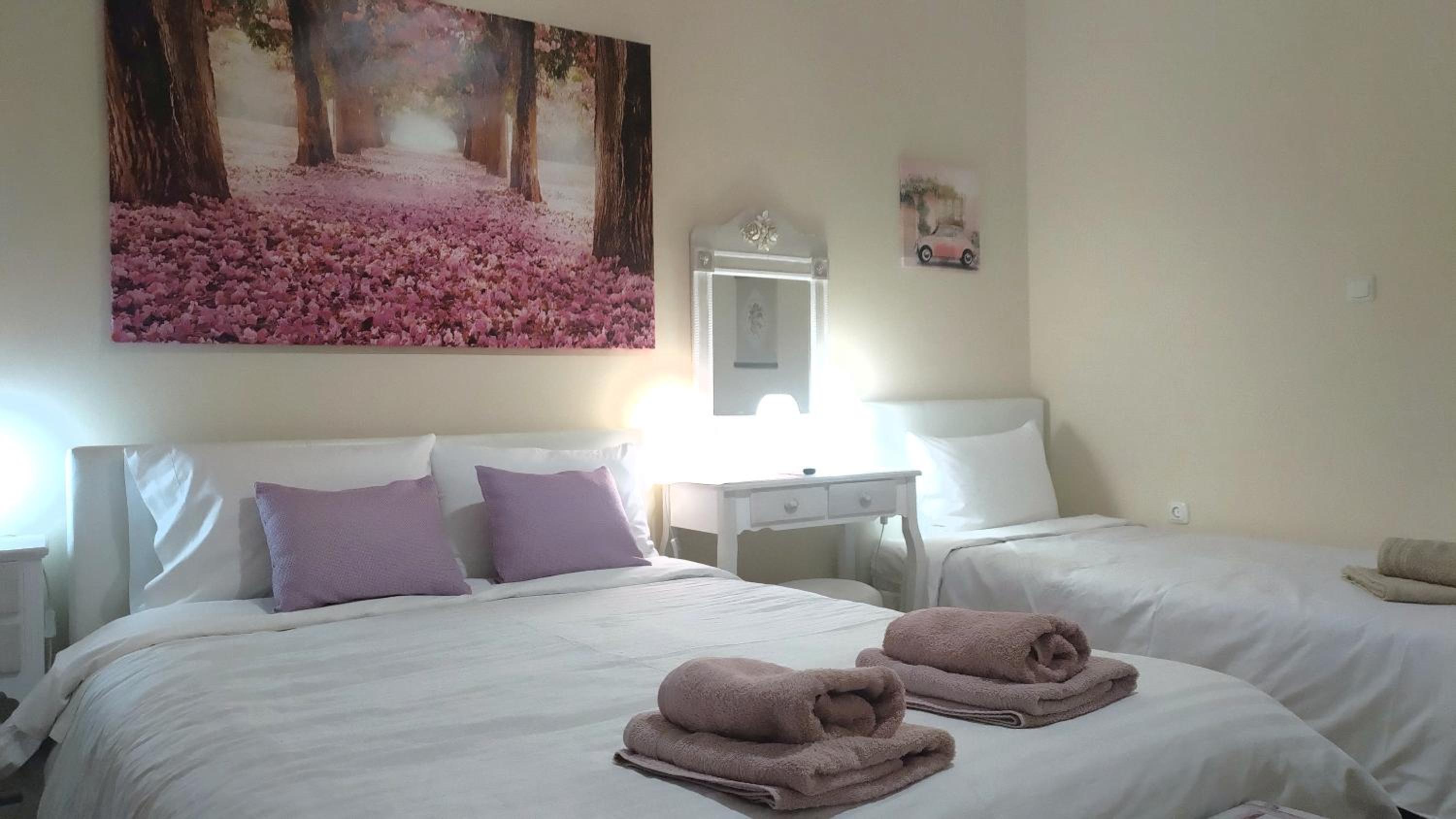 Three-Bedroom Apartment - Photo 15