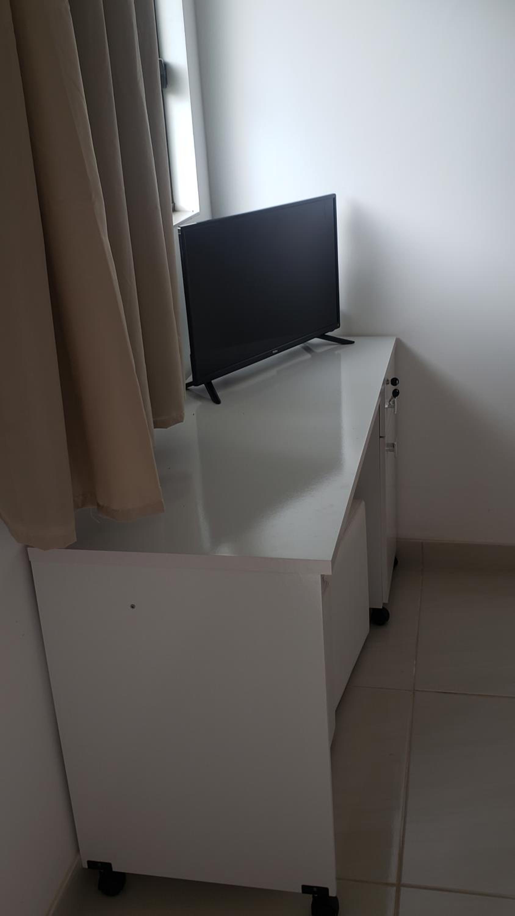 Five-Bedroom House photo 1