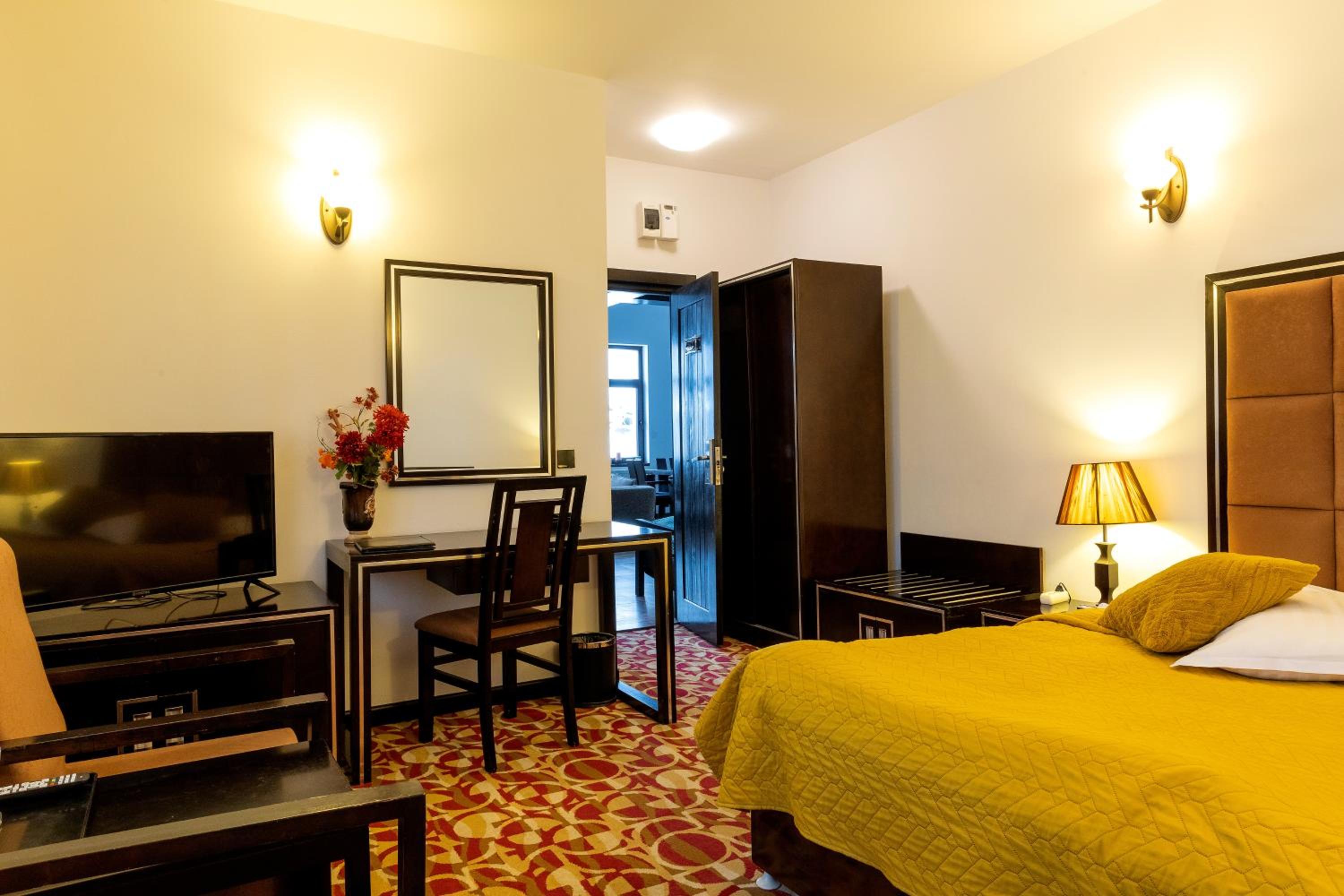 Deluxe Double Room - Photo 5