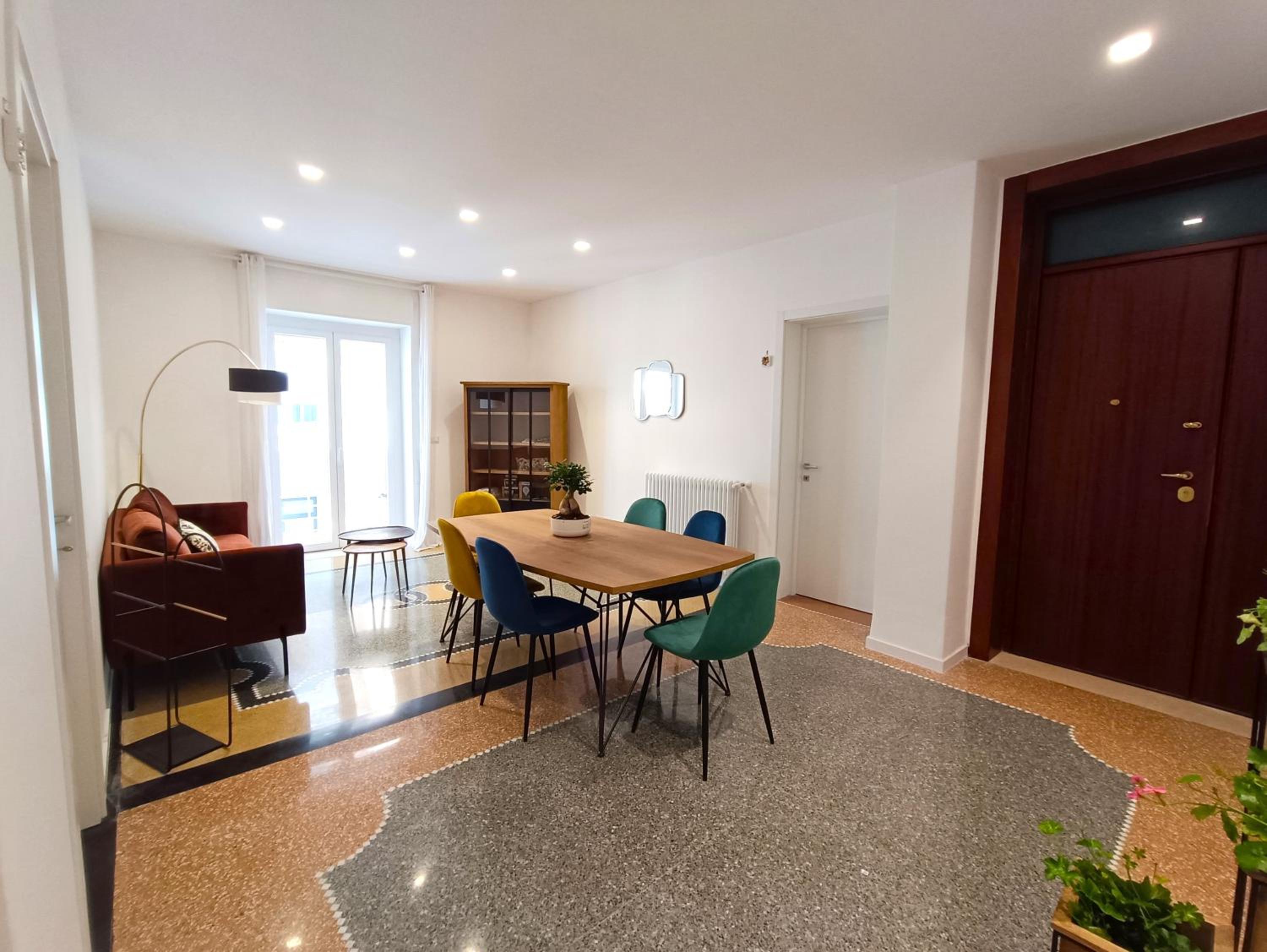 Basic Triple Room with Shared Bathroom