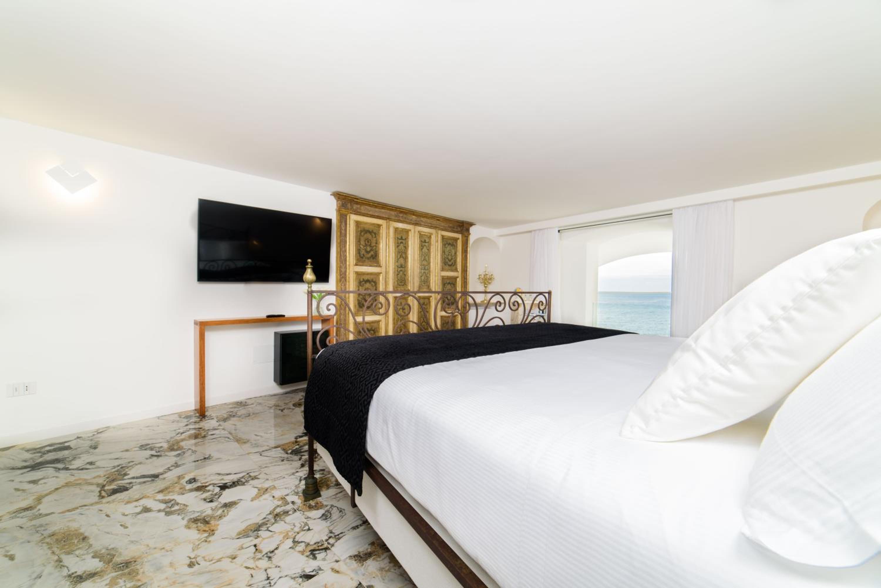 King Room with Sea View photo 3