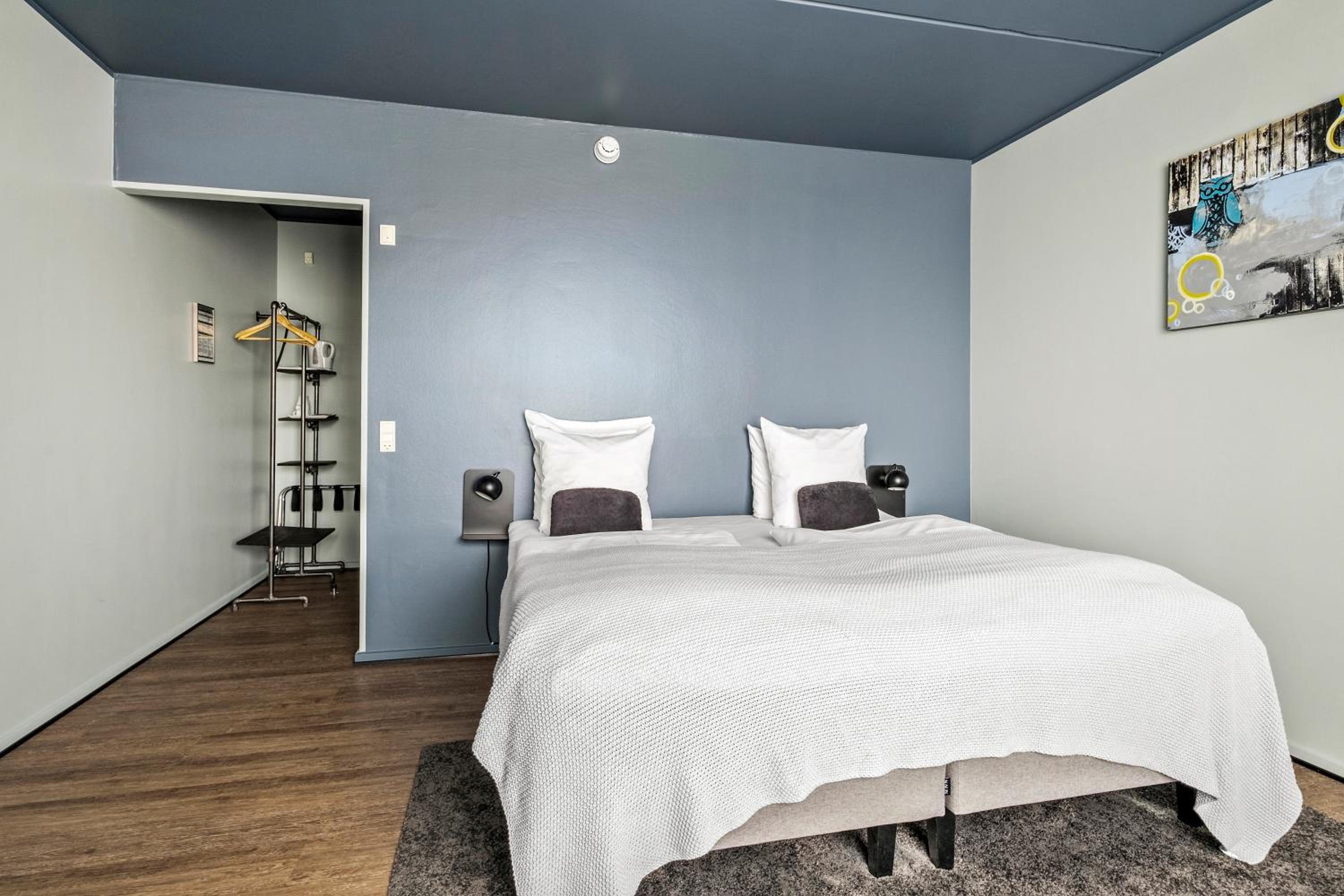 Queen Room - Photo 8