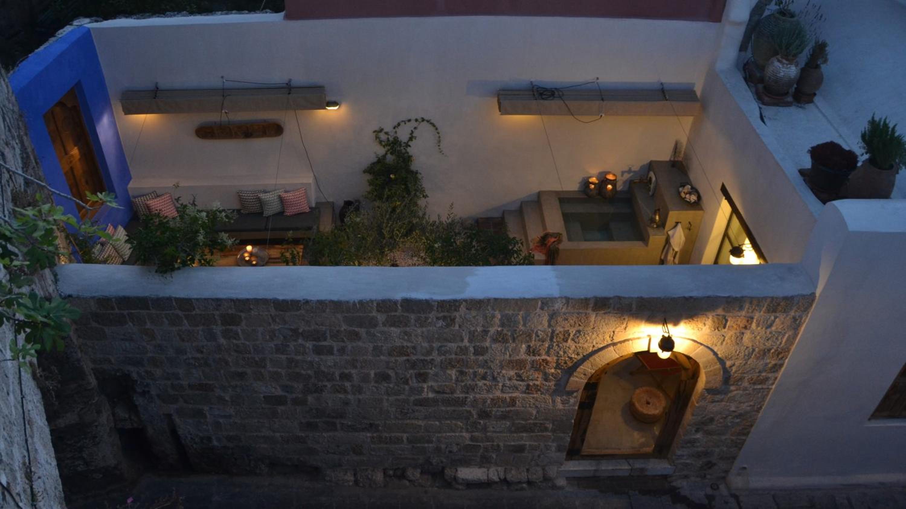 Suite with Private Garden and Plunge Pool - Michalis photo 3