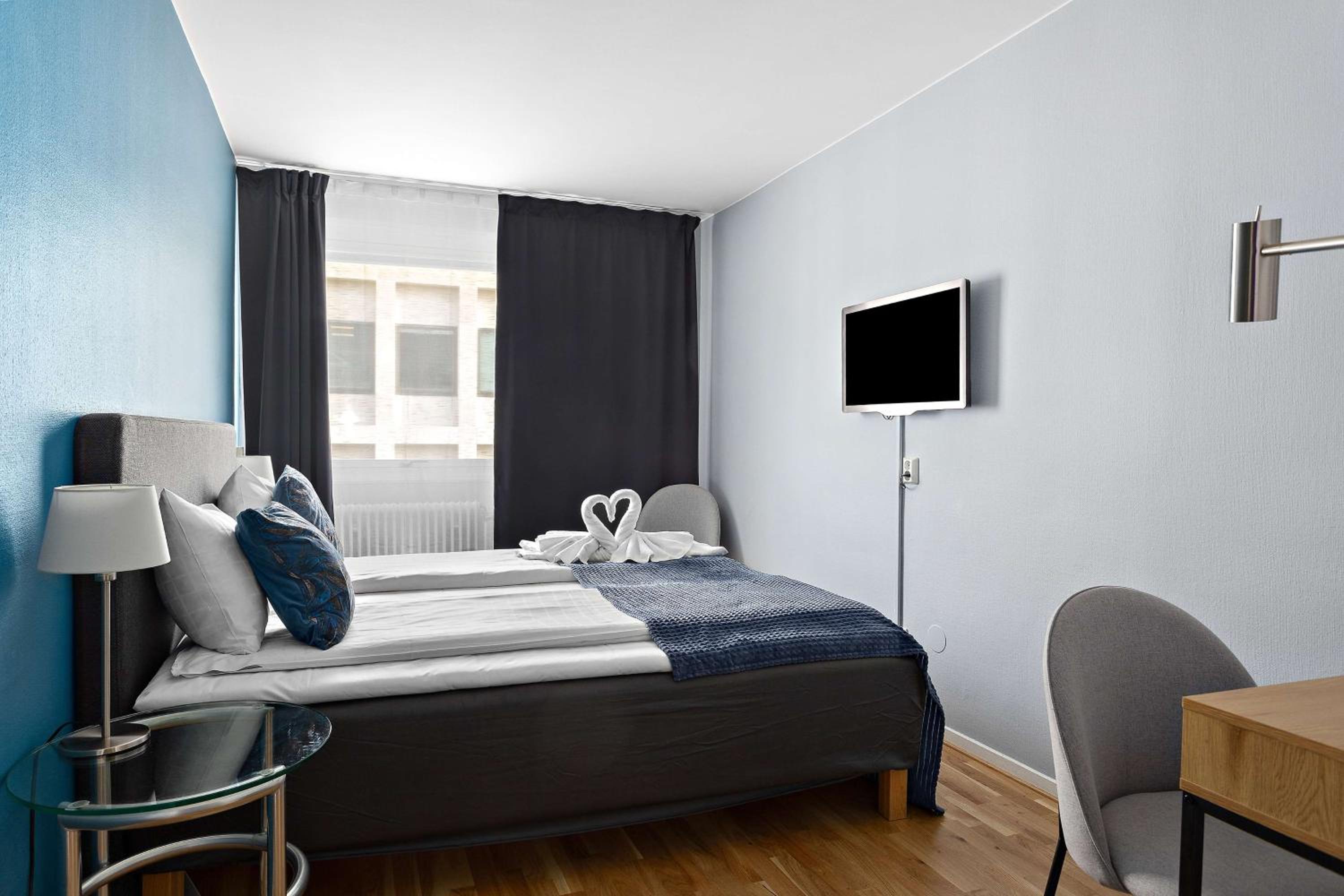 Standard Double Room - Photo 6