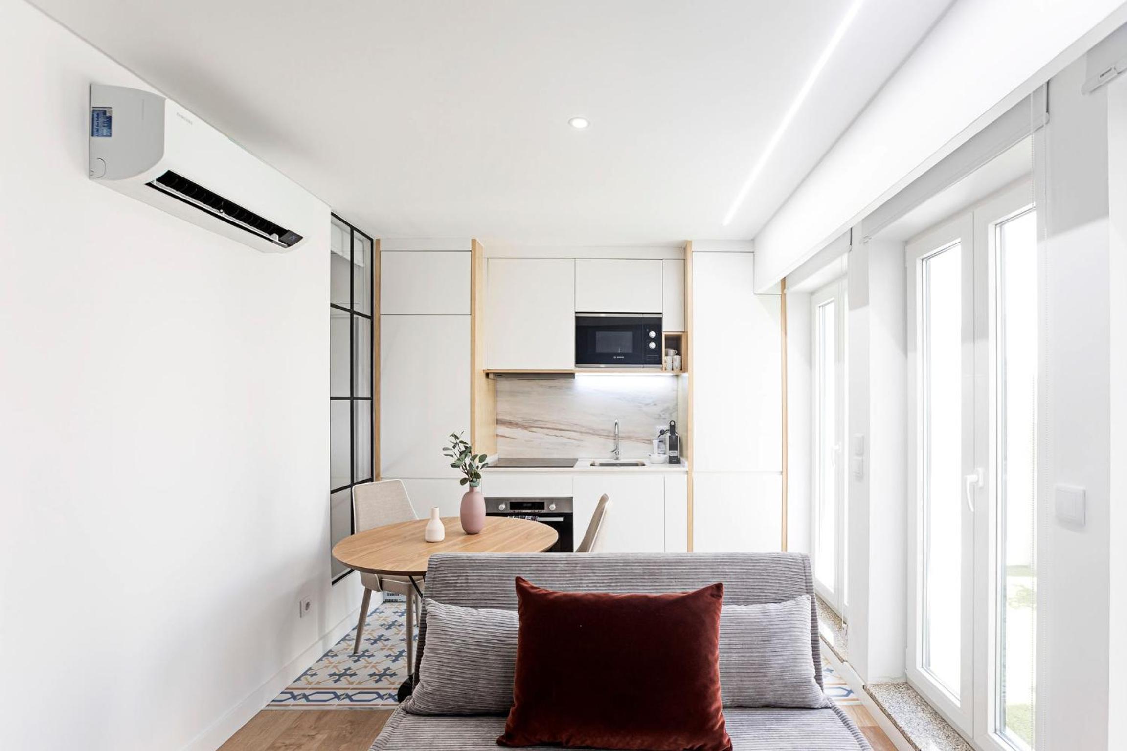 Studio with Terrace - Photo 4
