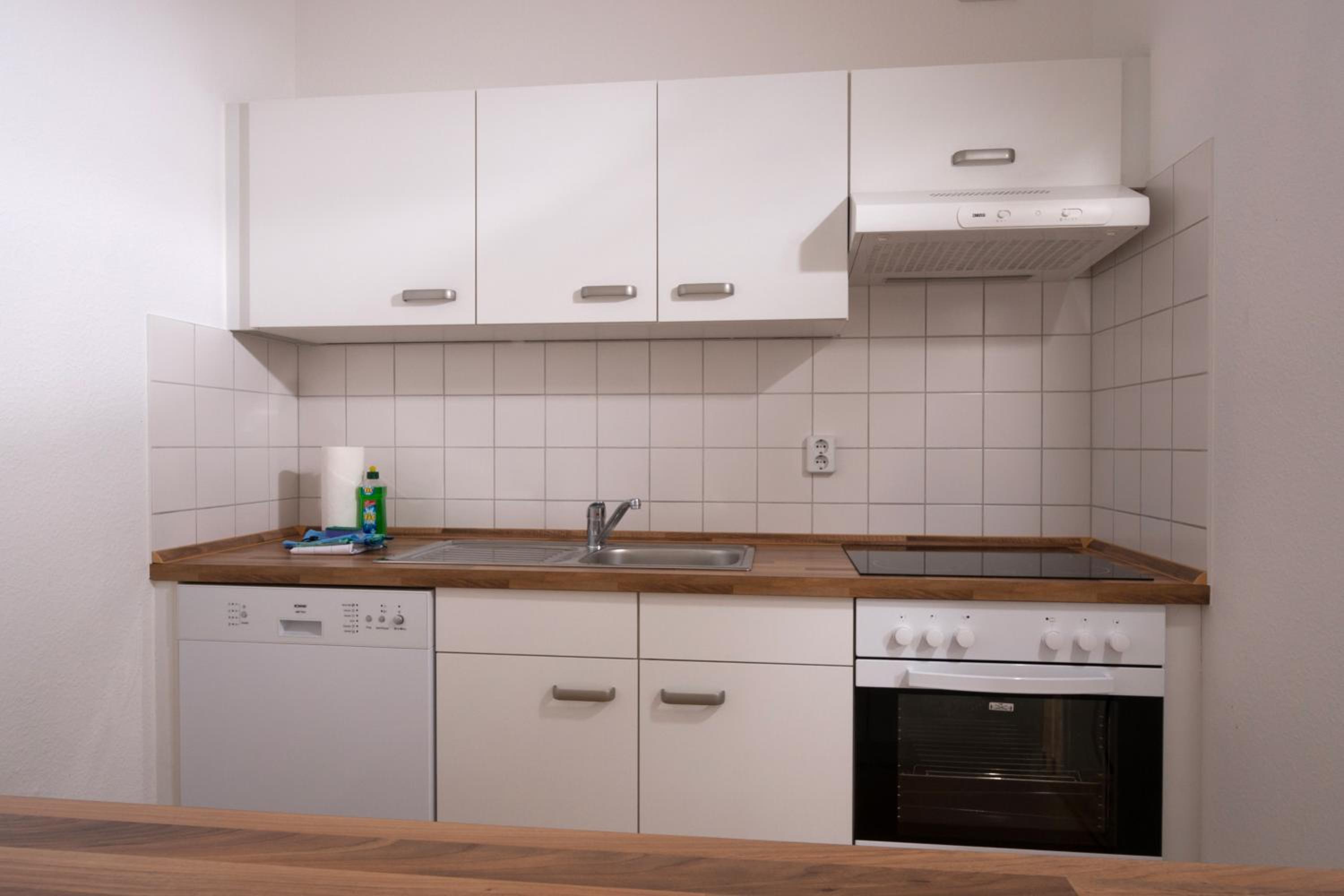 Two-Bedroom Apartment (3 People) photo 2