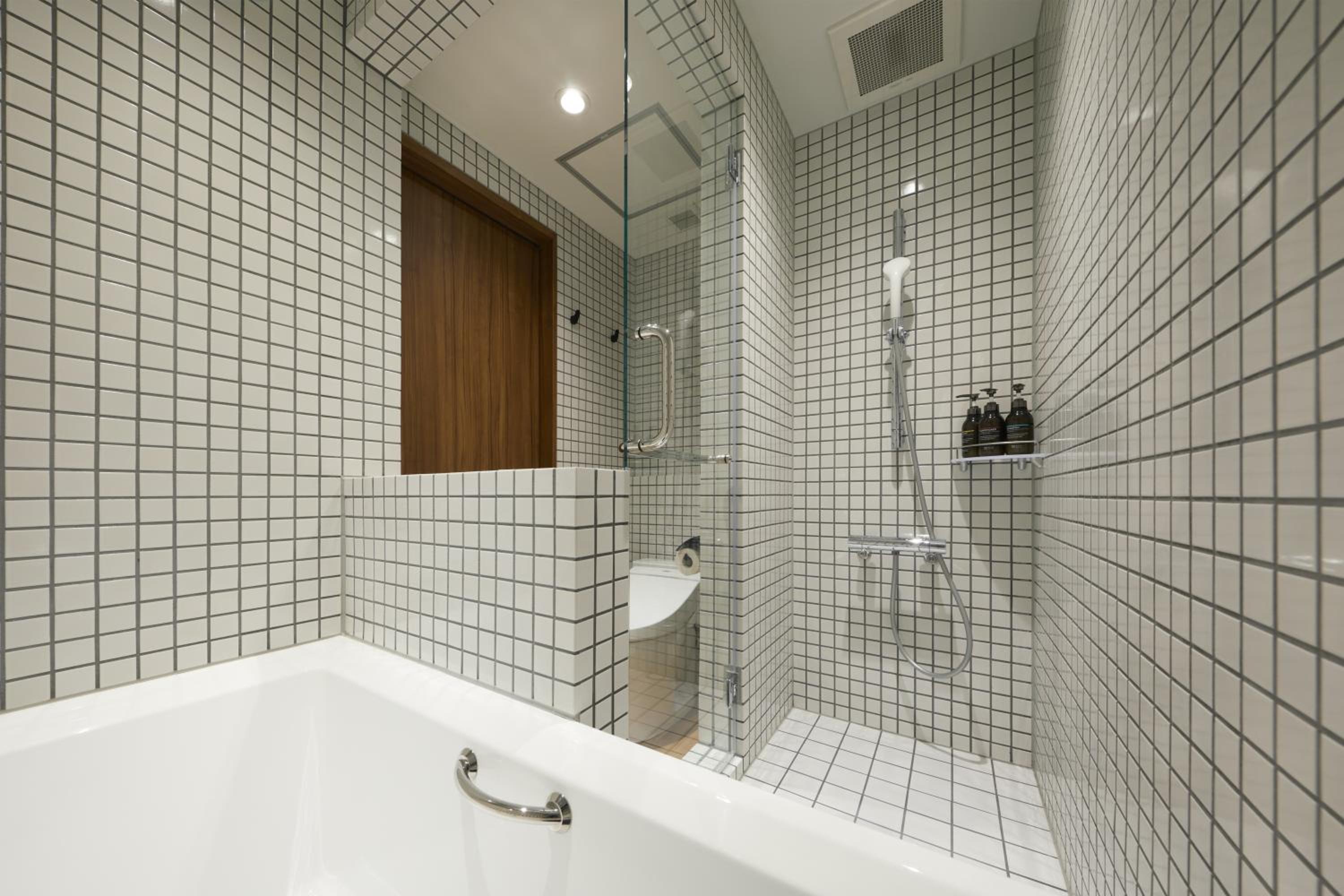Twin Room - Photo 2